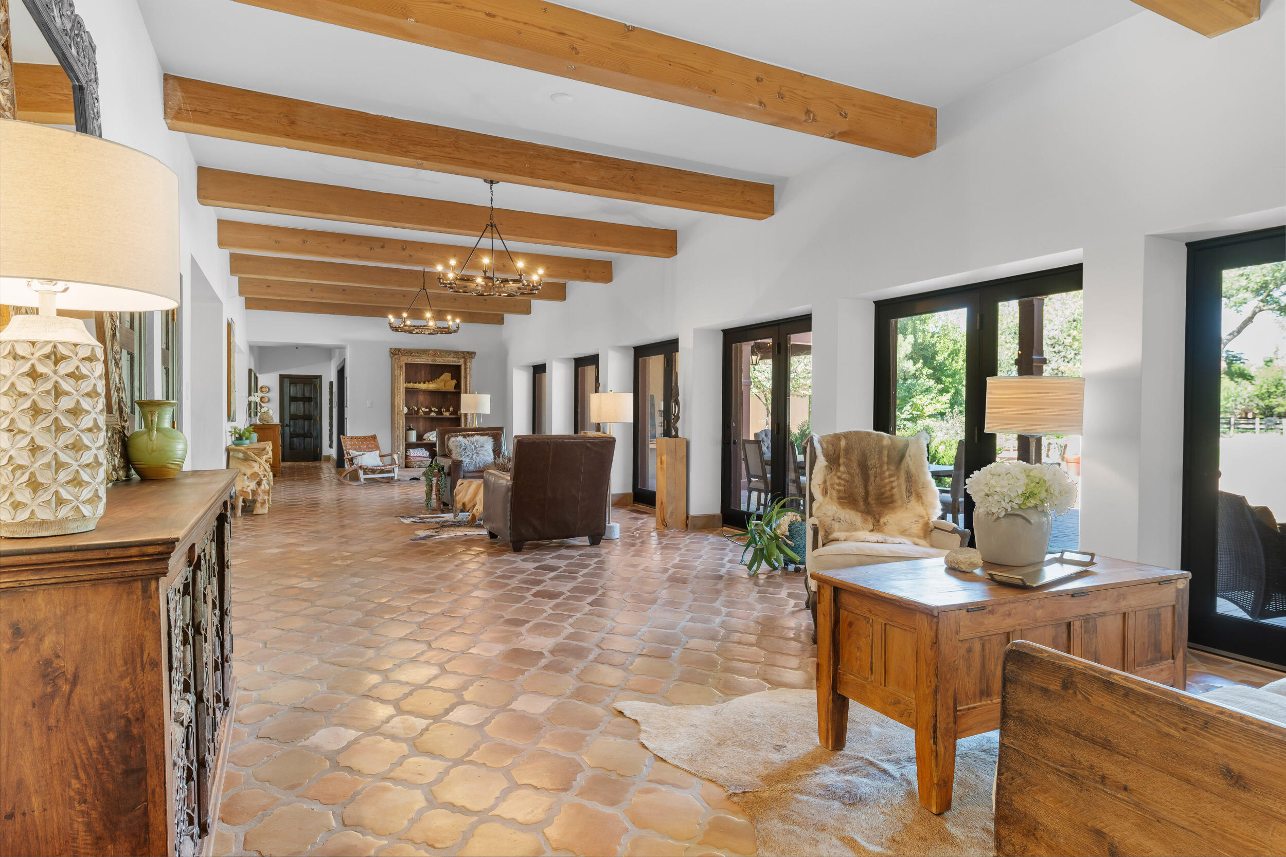 1201 BONA TERRA Loop NW