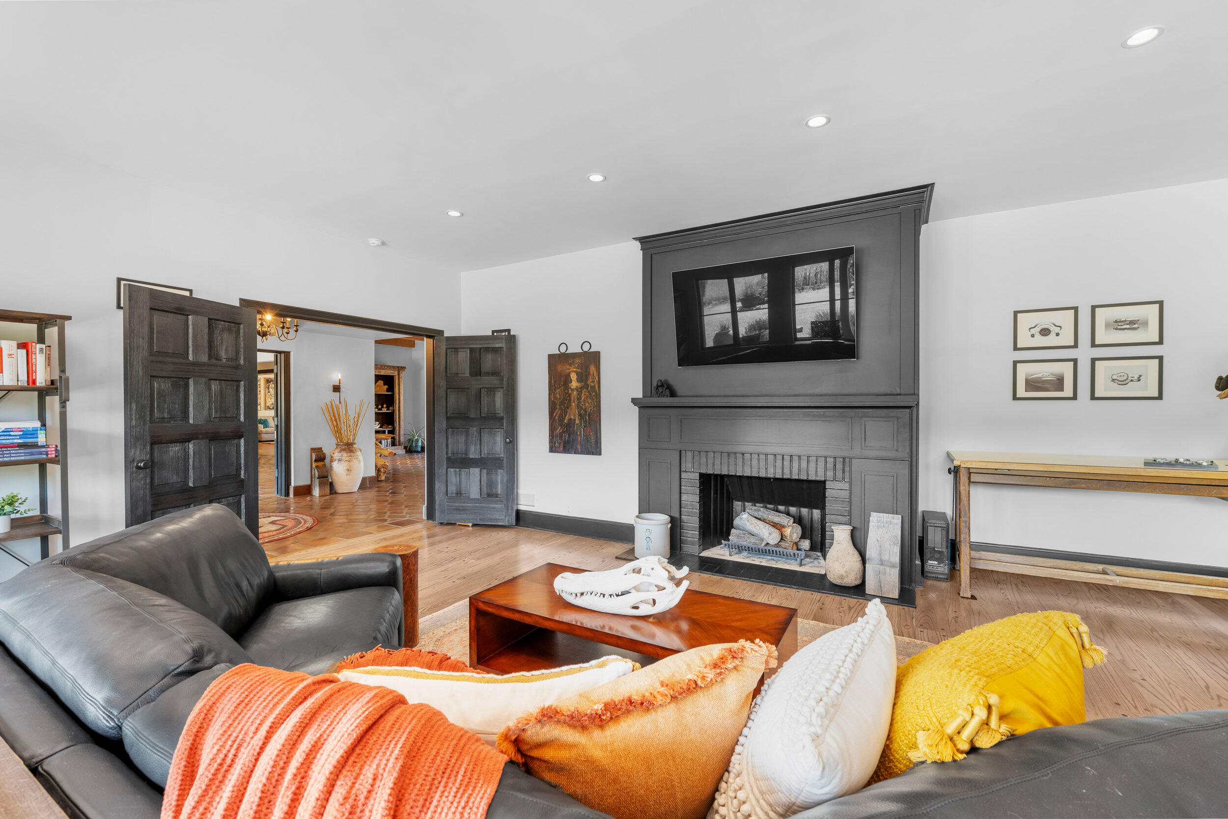 1201 BONA TERRA Loop NW