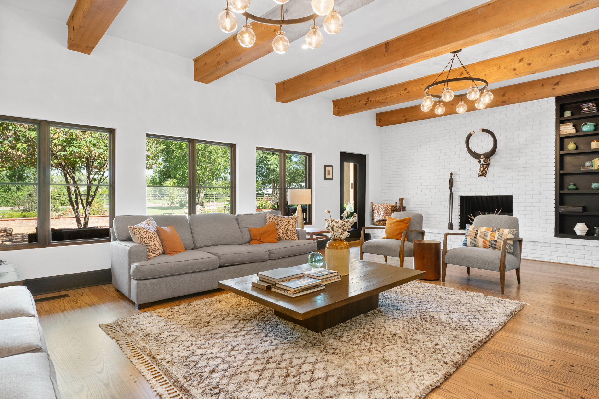 1201 BONA TERRA Loop NW