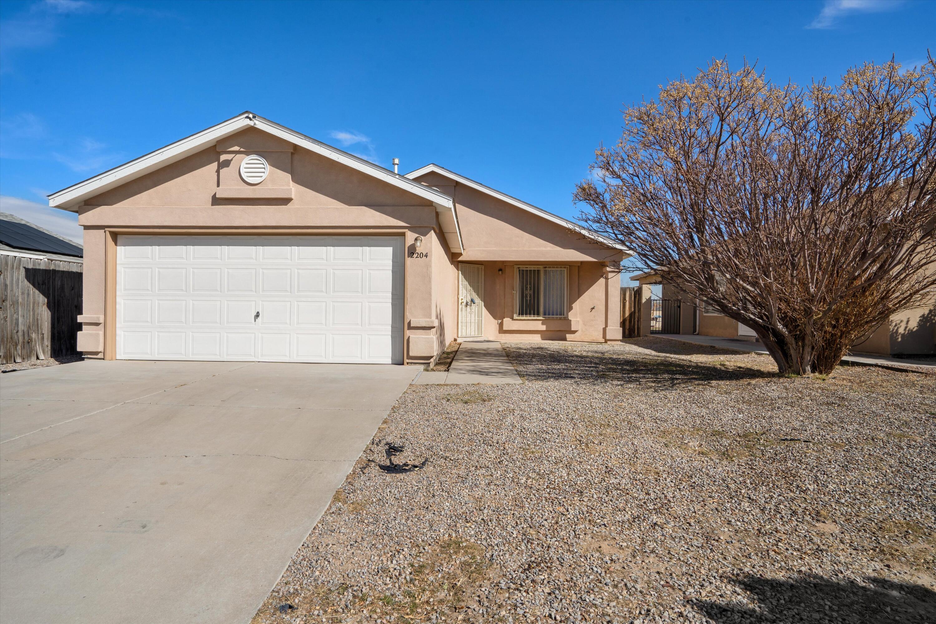 2204 N WIND Drive SW
