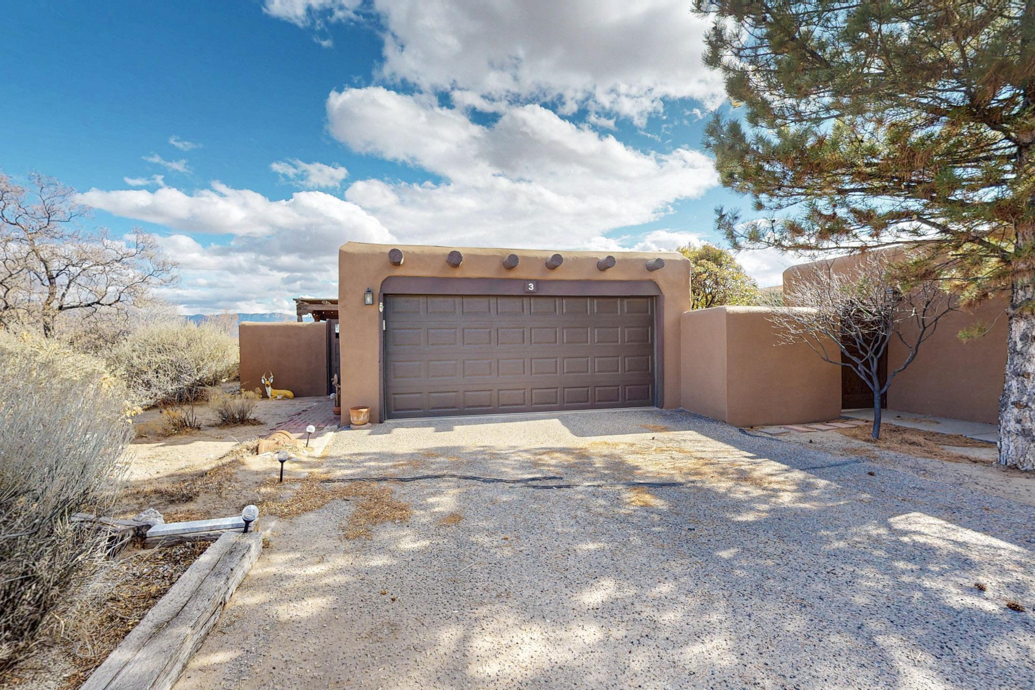 3 SANDIA Trail N