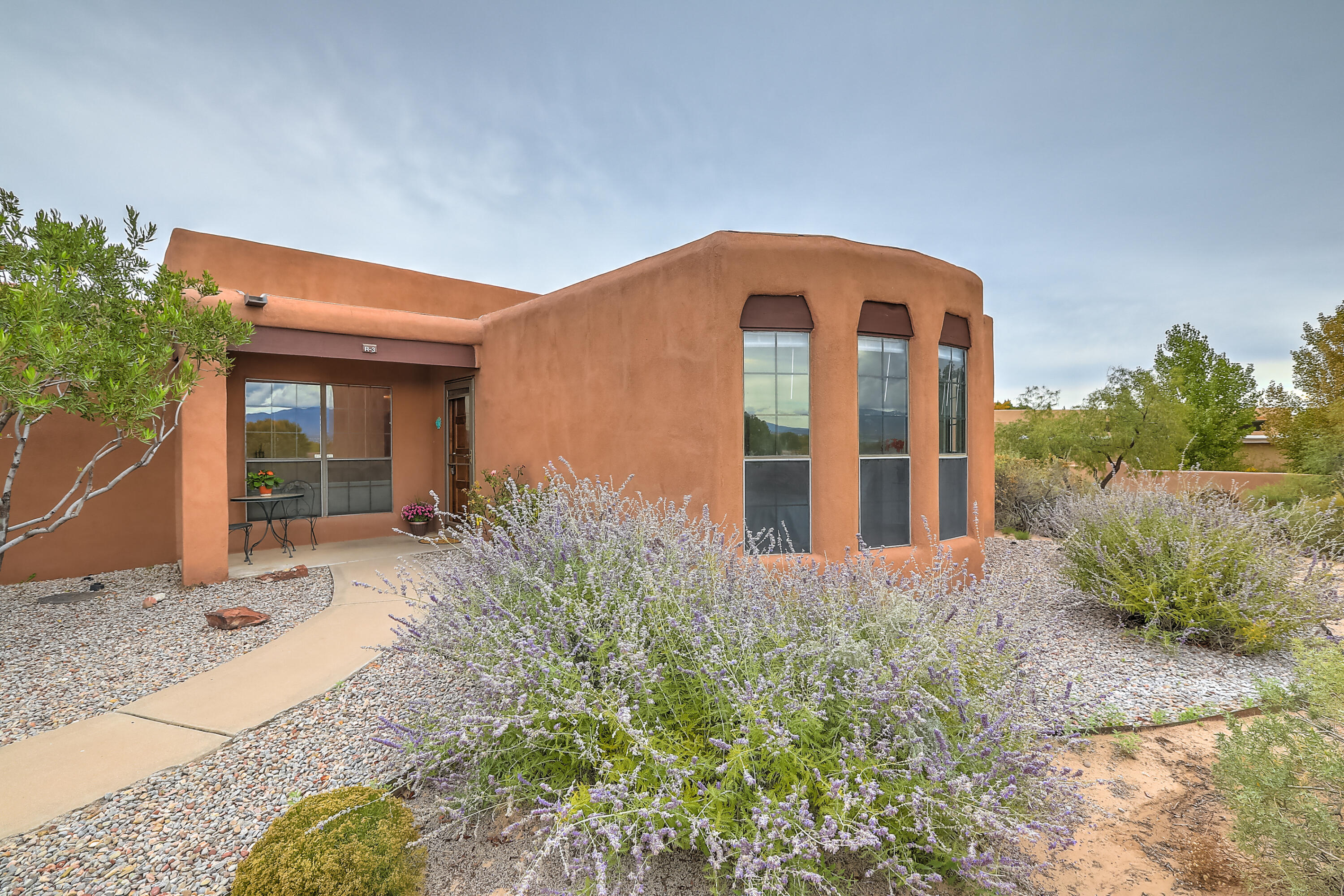 3 SANDIA Trail N
