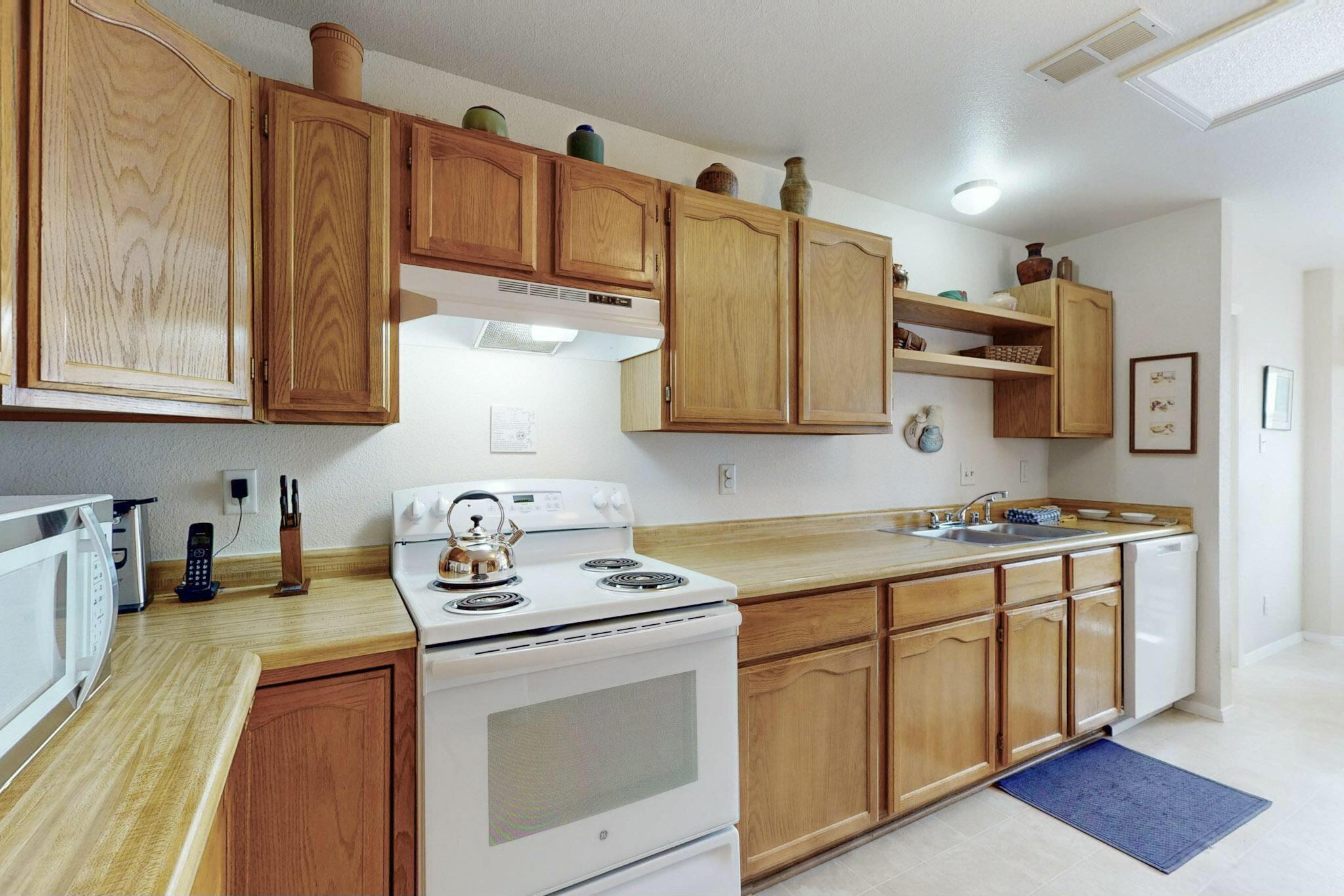 1089 SANDIA VISTA Road NE