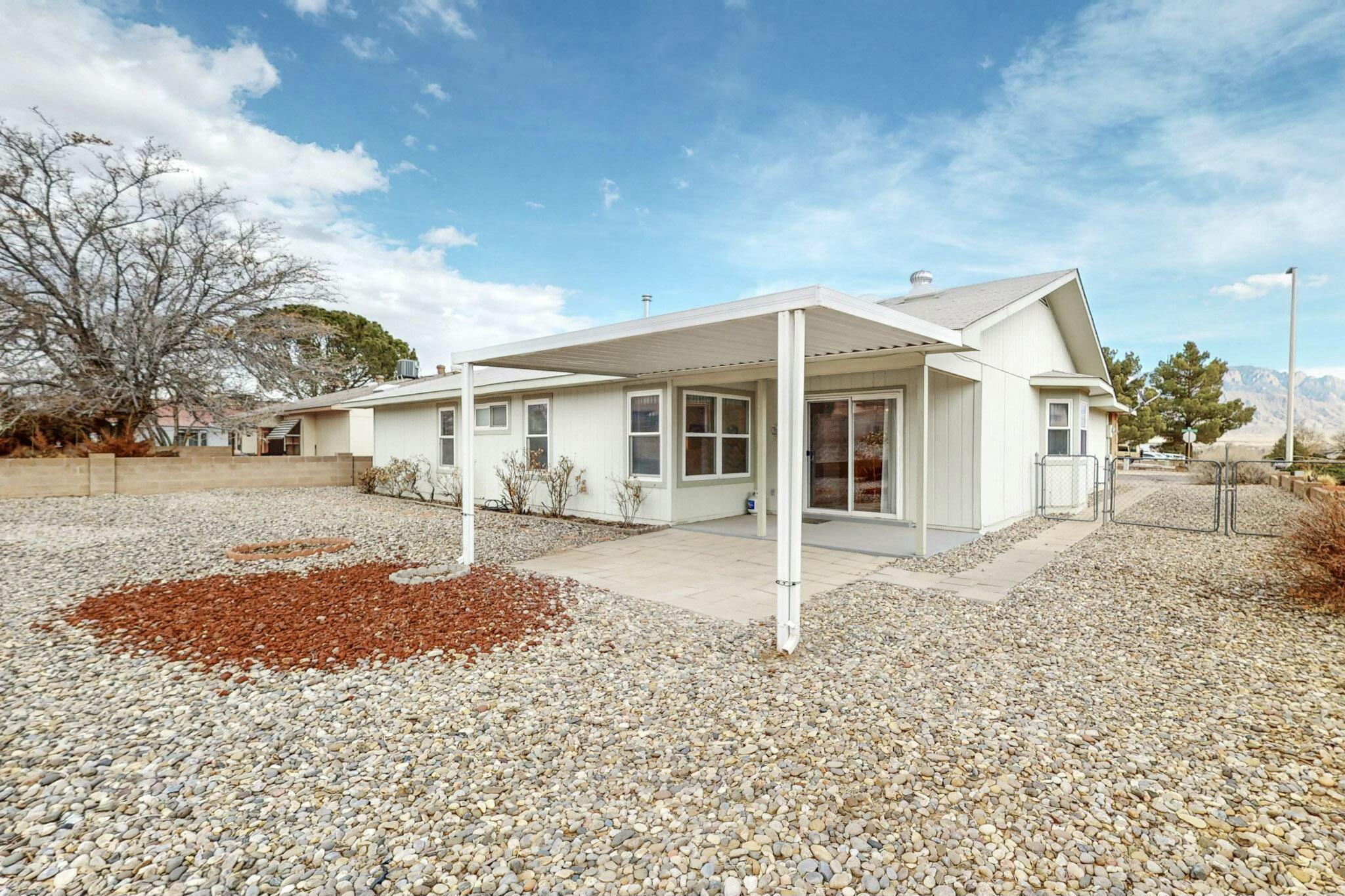 1089 SANDIA VISTA Road NE