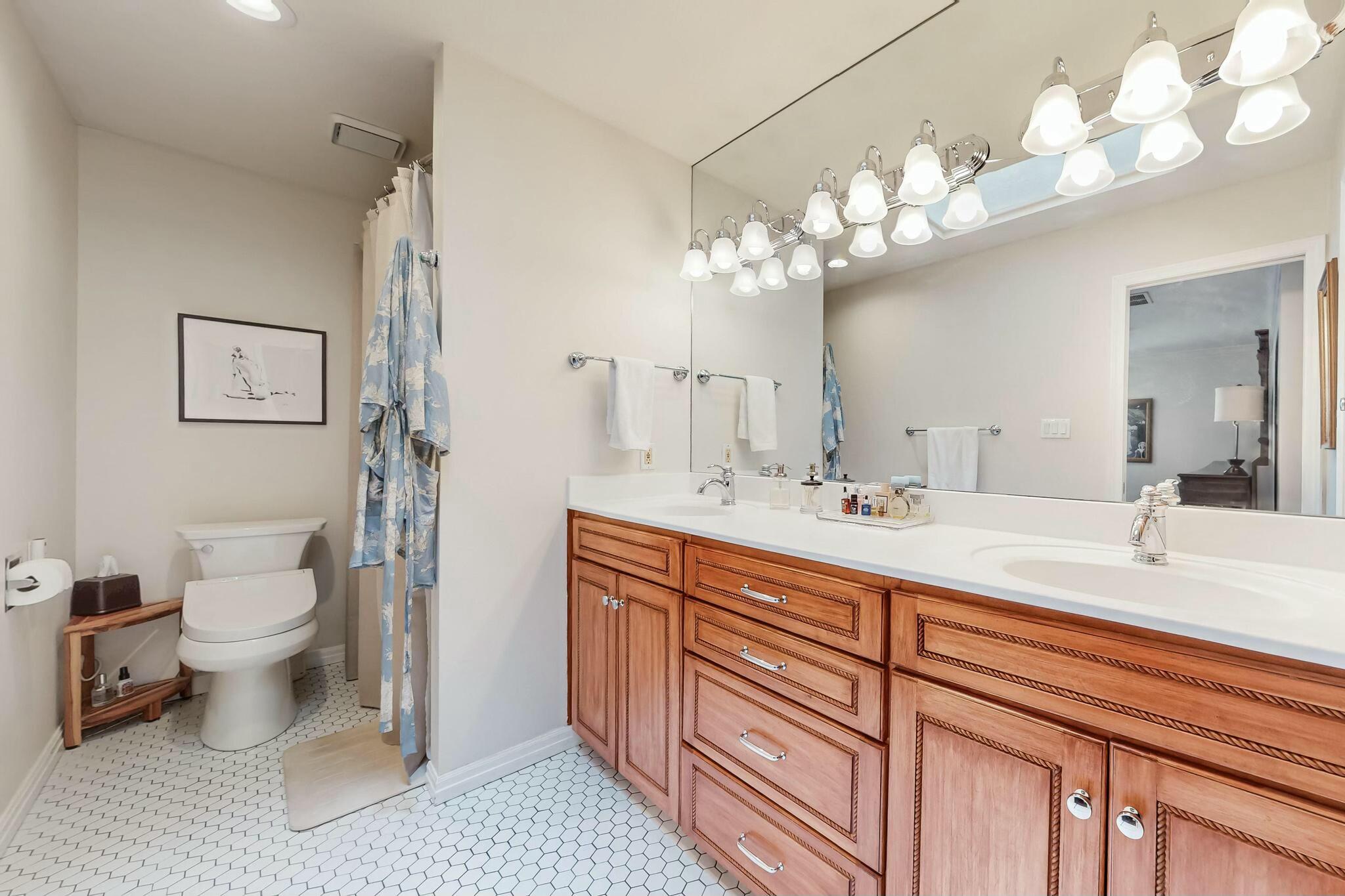 9101 WIMBLEDON Drive NE