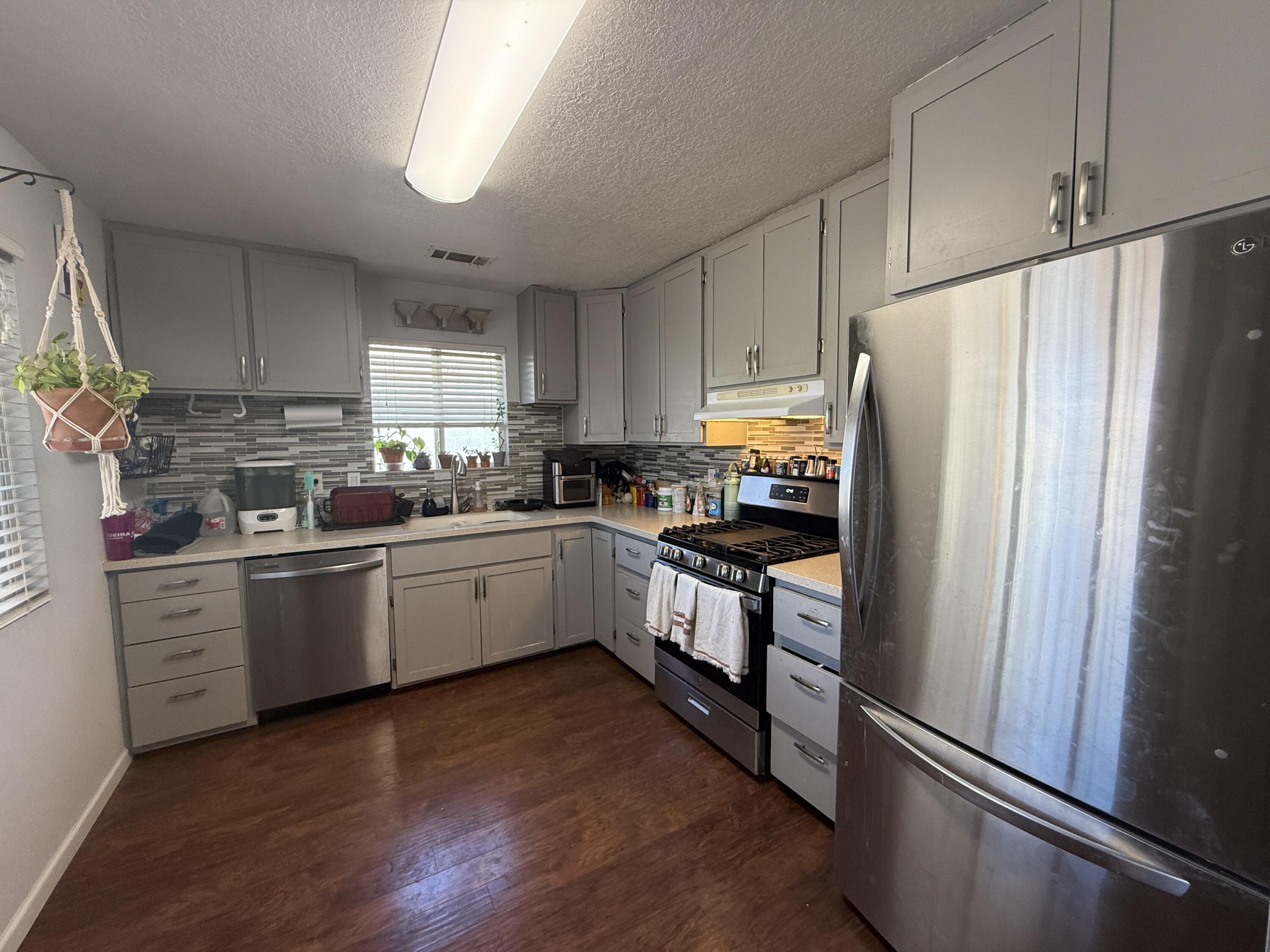 761 Stallion Road SE
