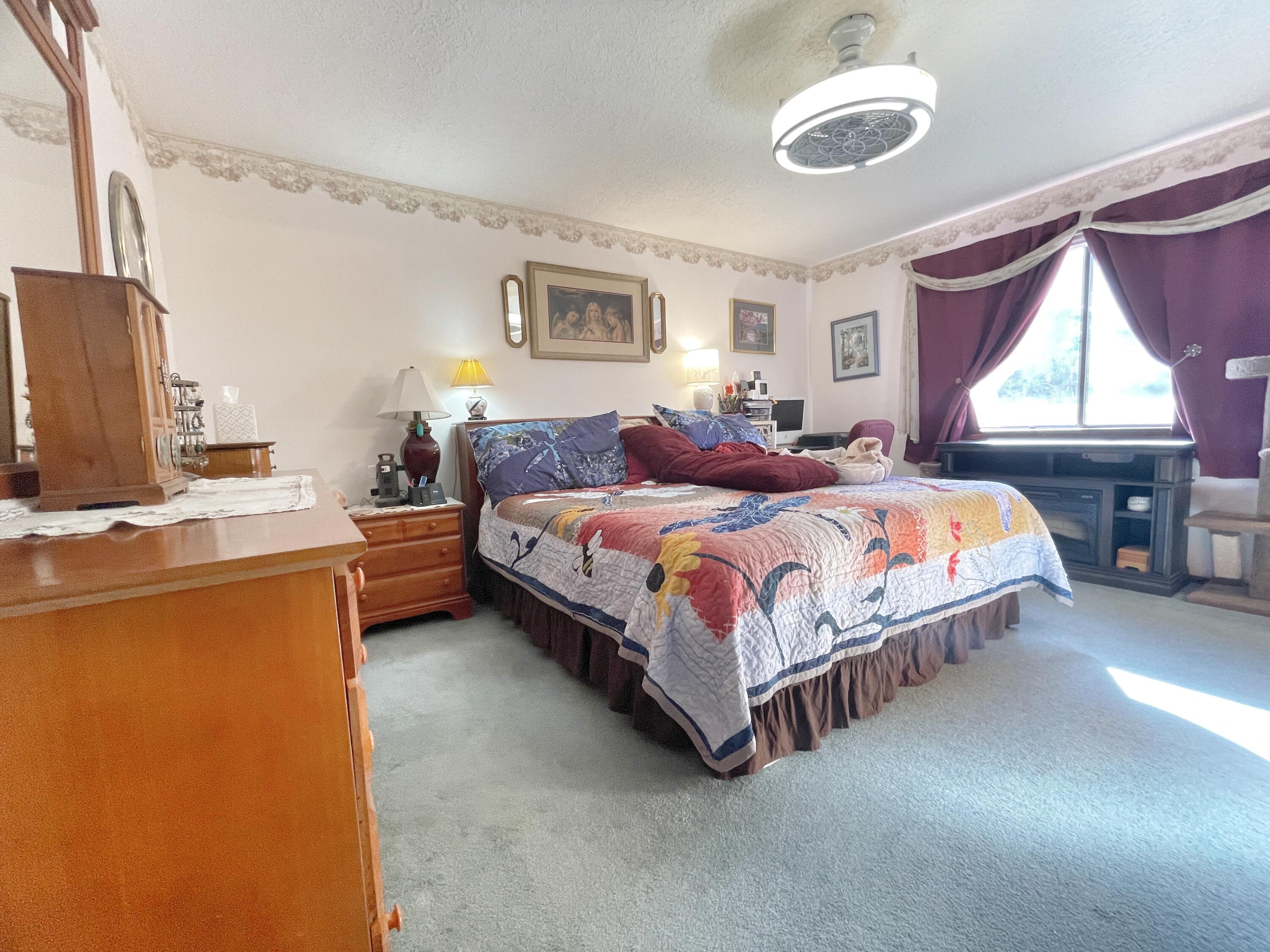 6305 ANNAPOLIS Drive NE