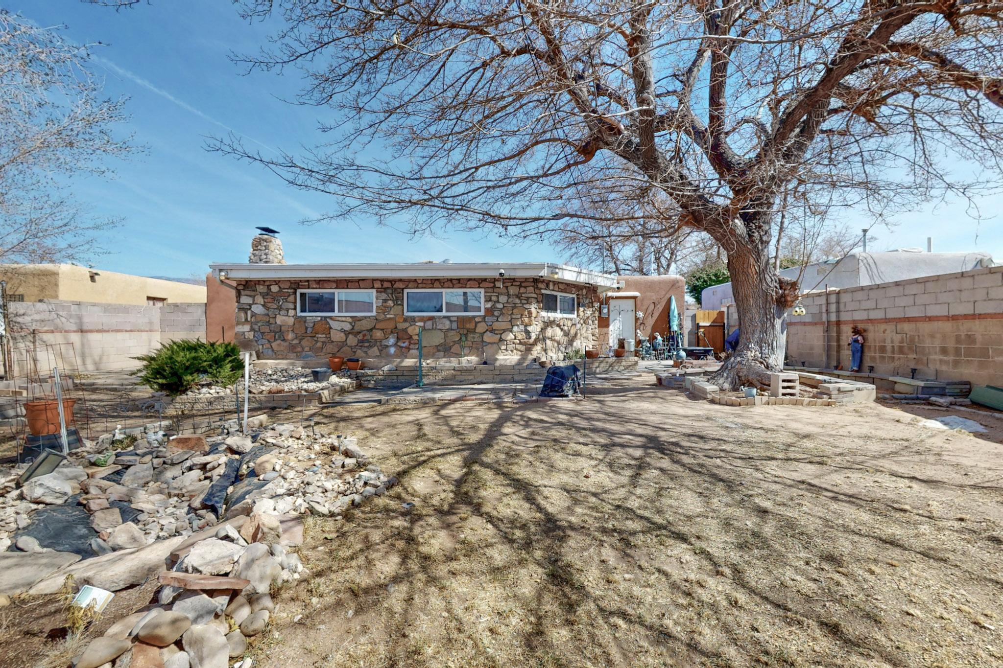 3421 Cuervo Drive NE