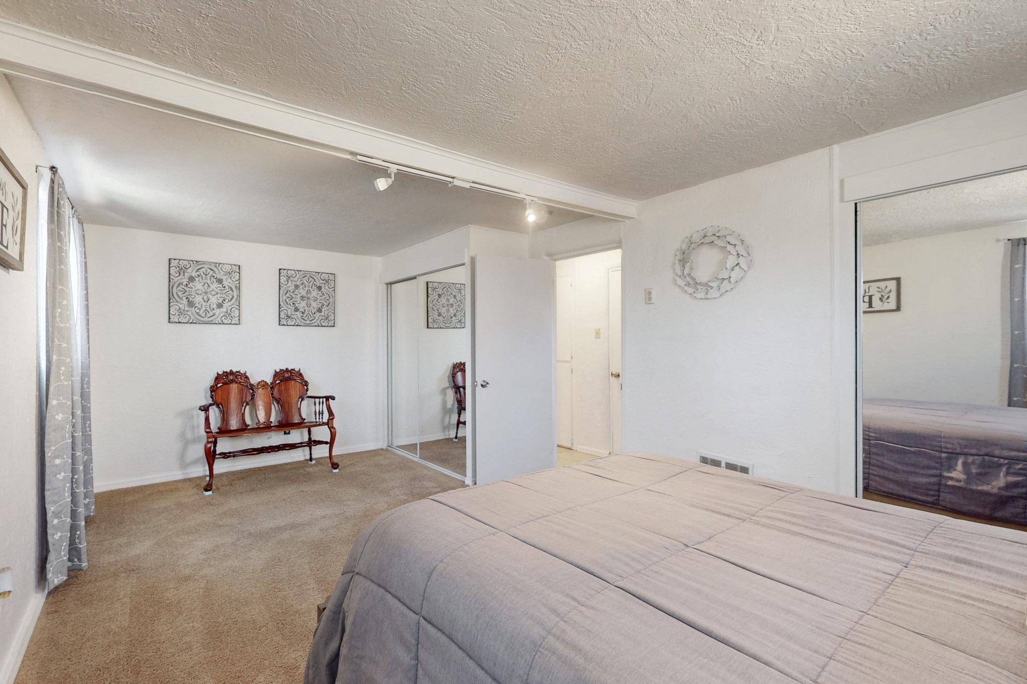 3421 Cuervo Drive NE