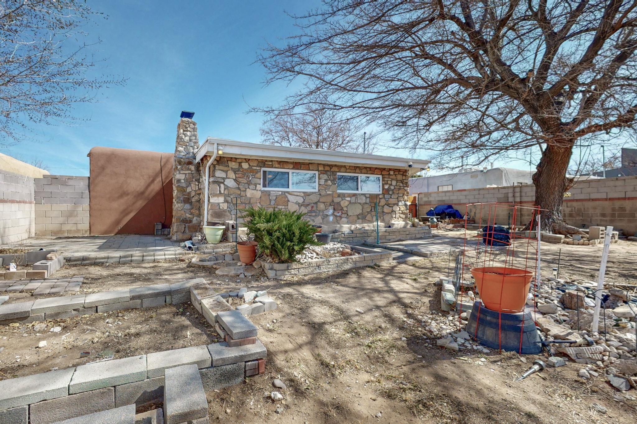 3421 Cuervo Drive NE