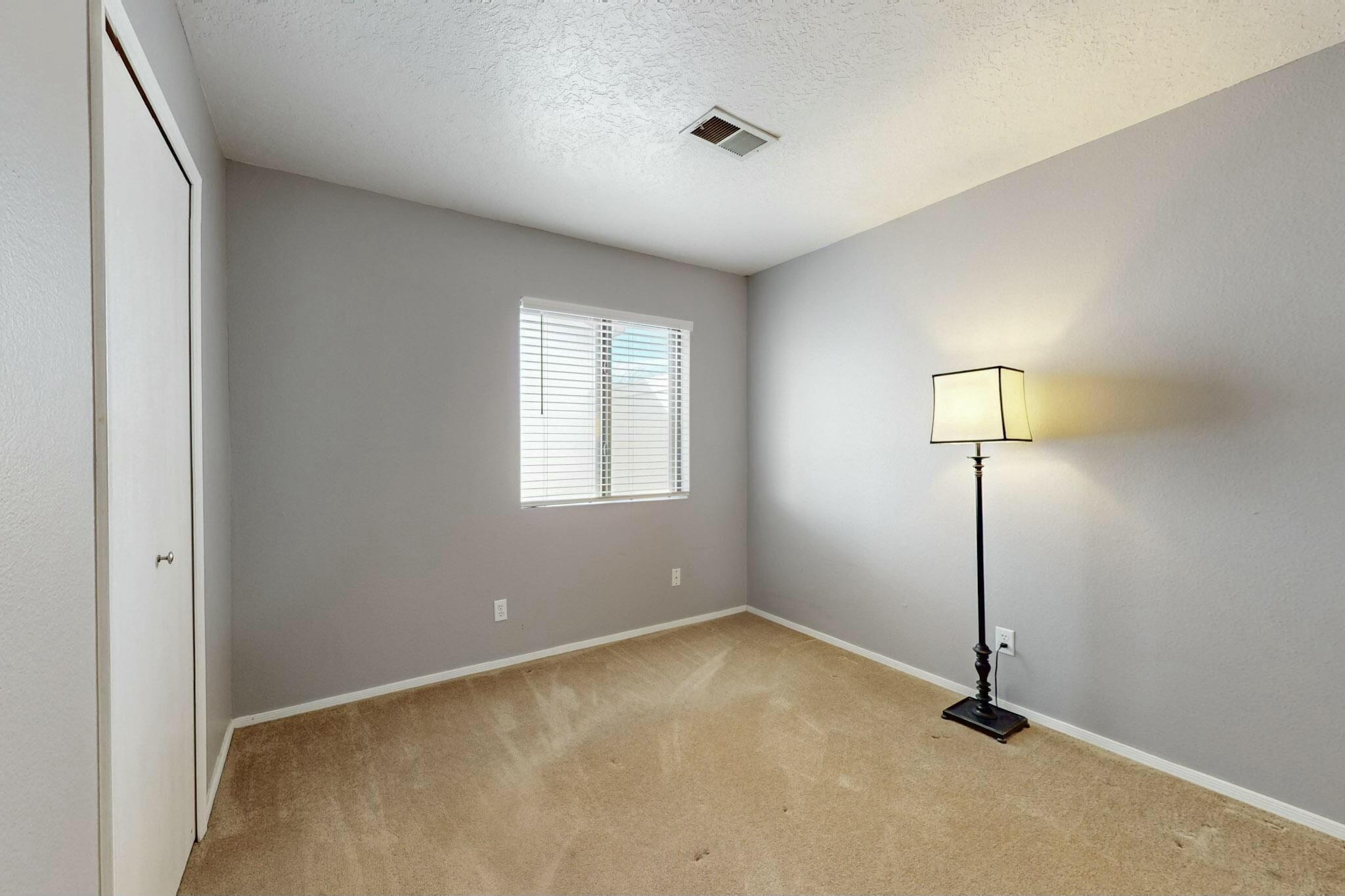 4828 PLATINUM Loop NE