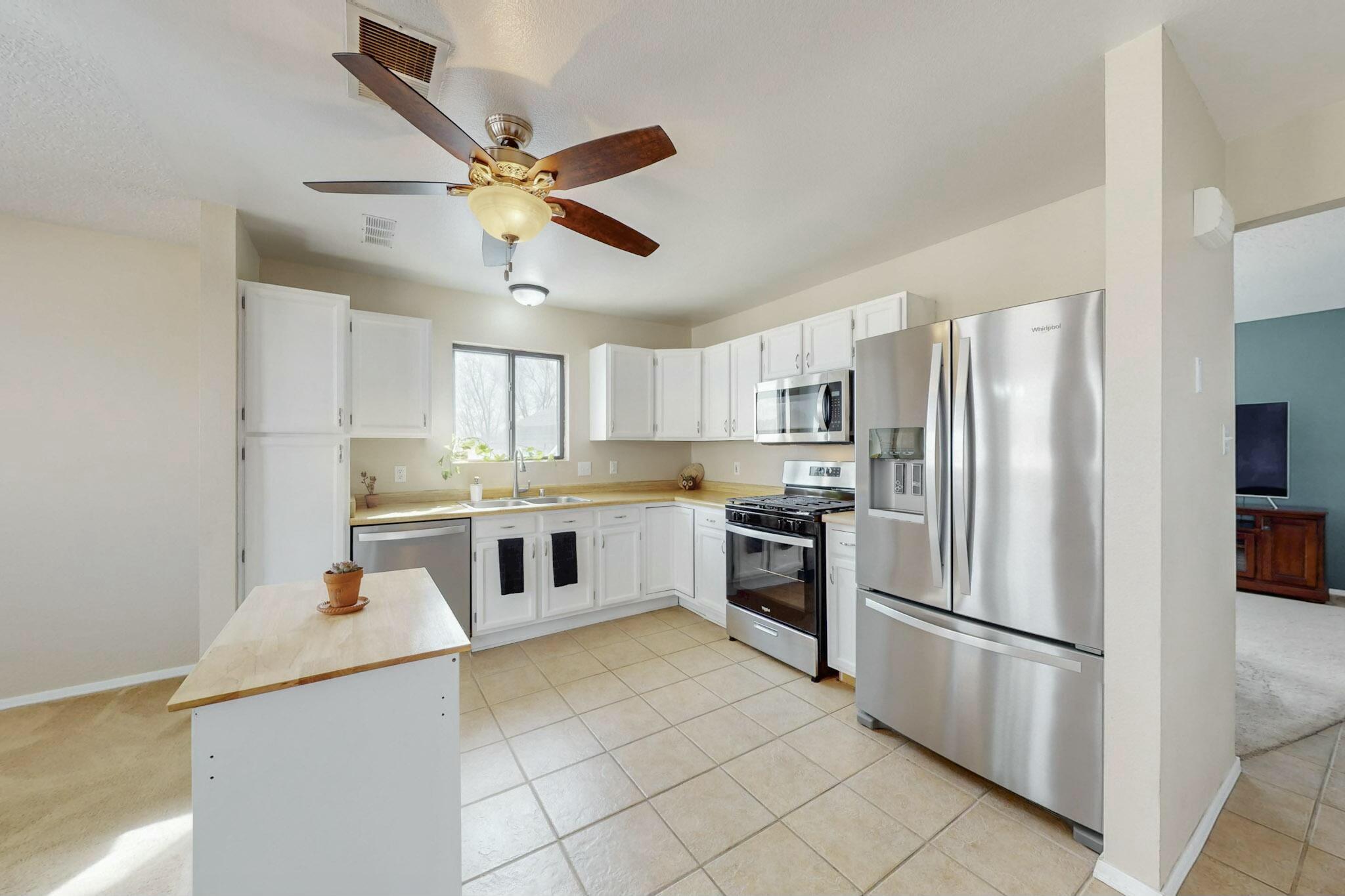 4828 PLATINUM Loop NE