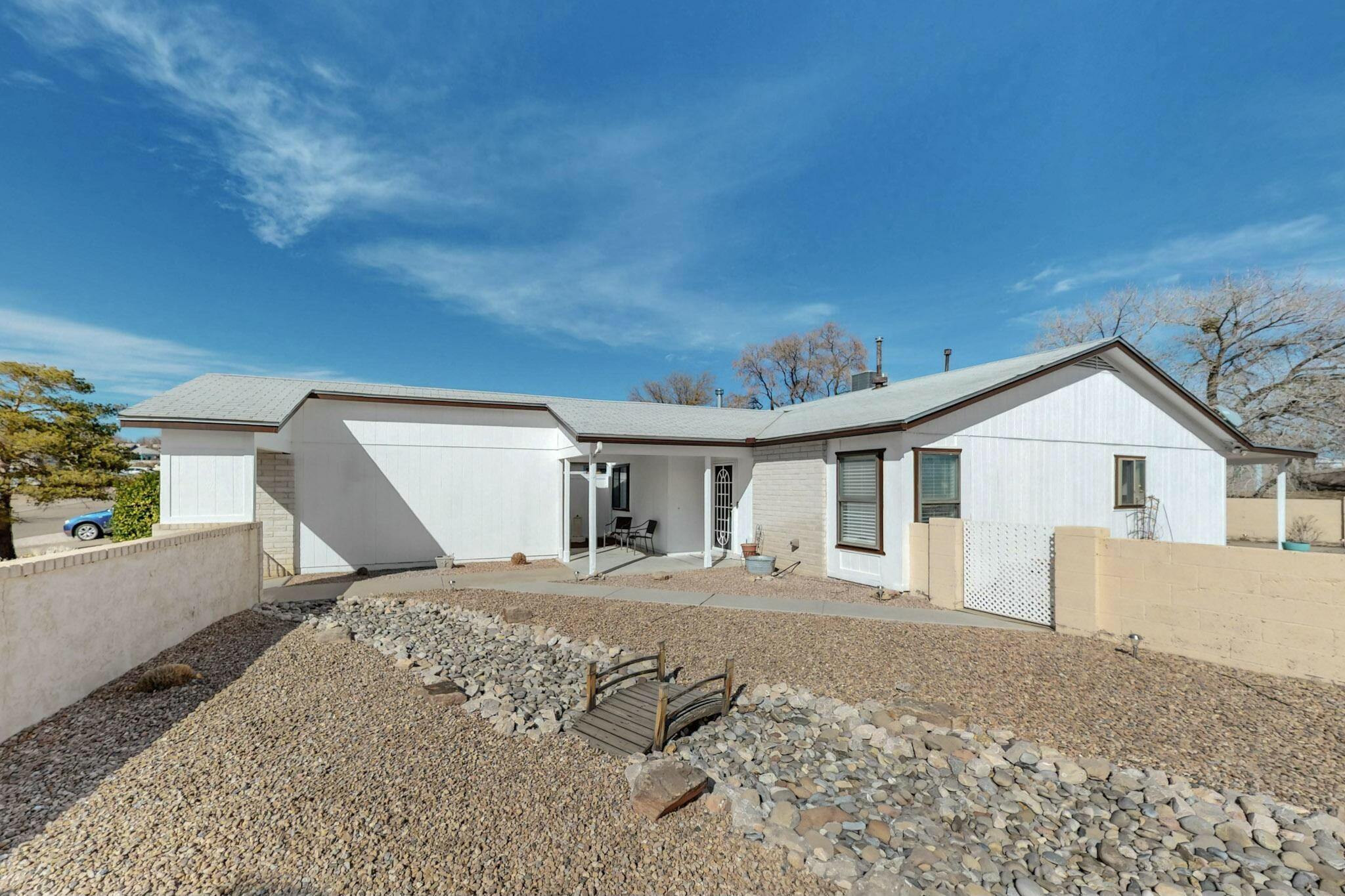 4828 PLATINUM Loop NE