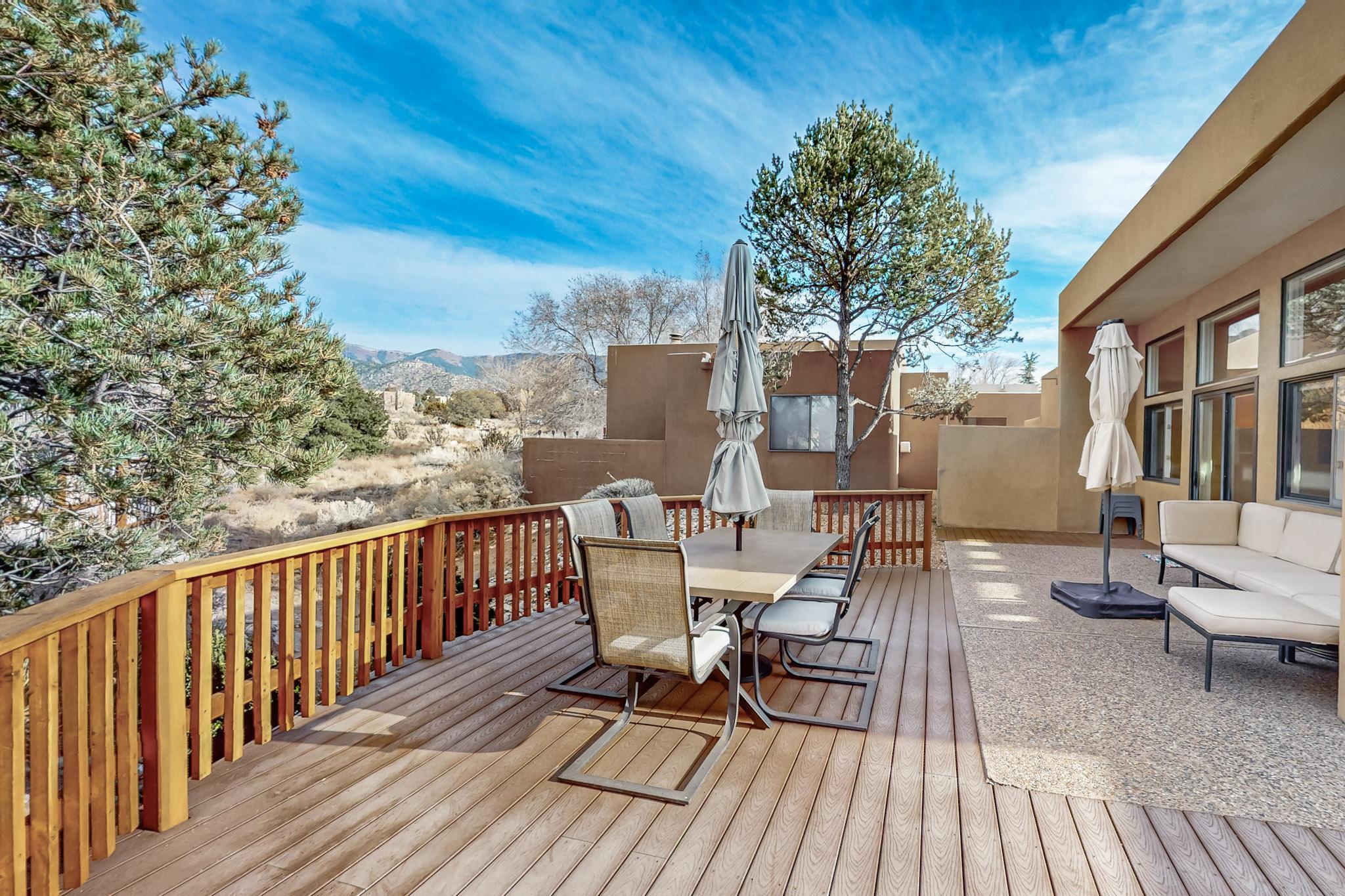 1911 QUAIL RUN Road NE