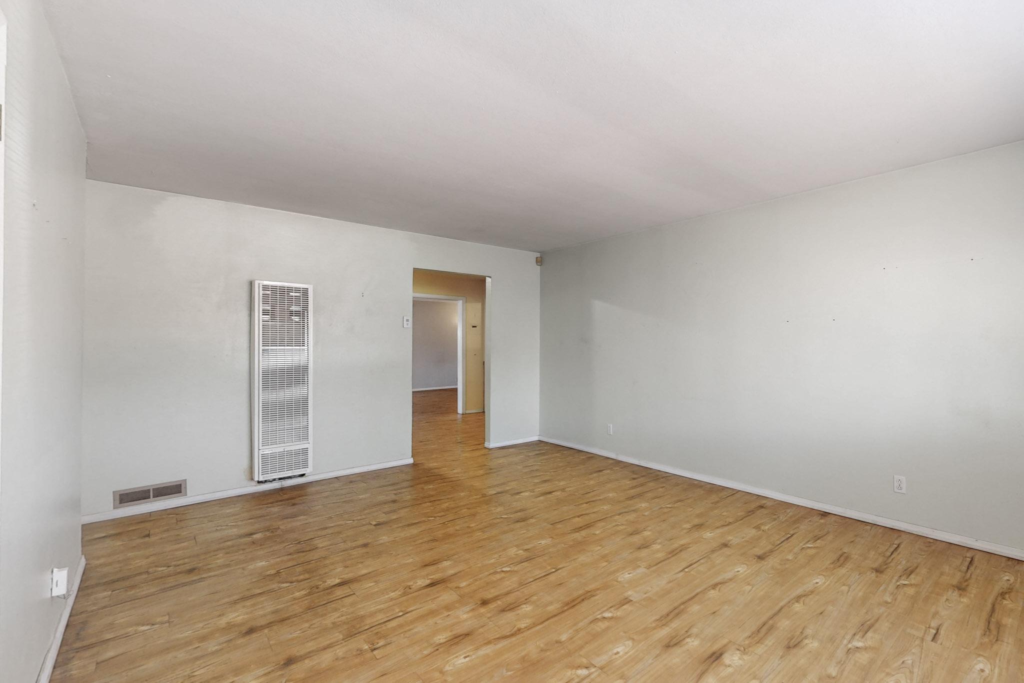3706 CARLISLE Boulevard NE