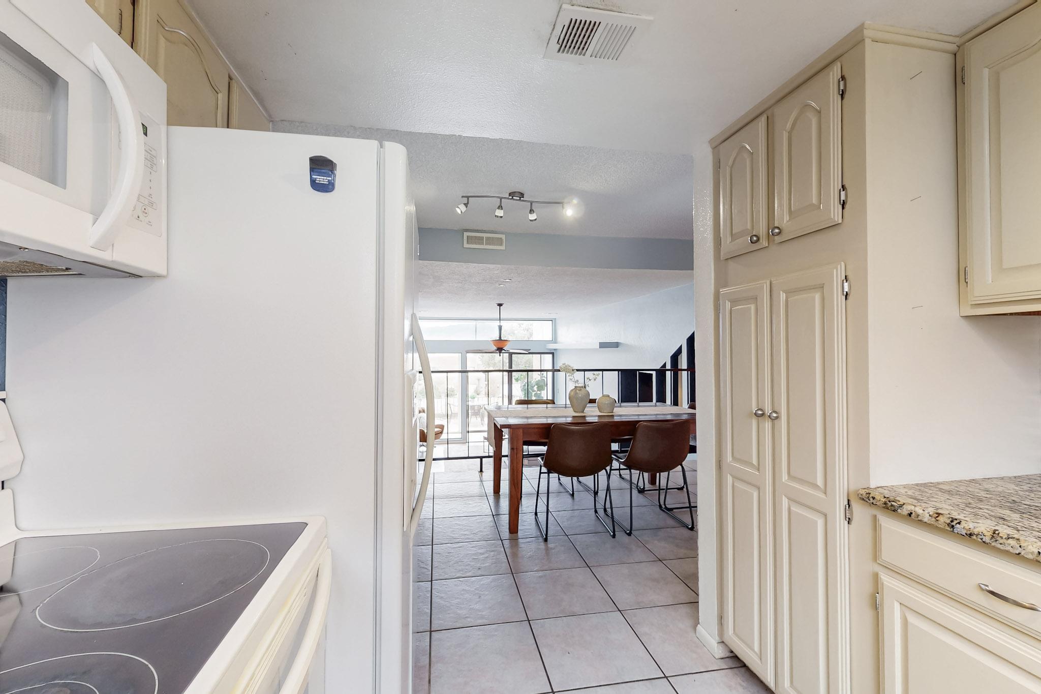 2700 Vista Grande Drive NW 32