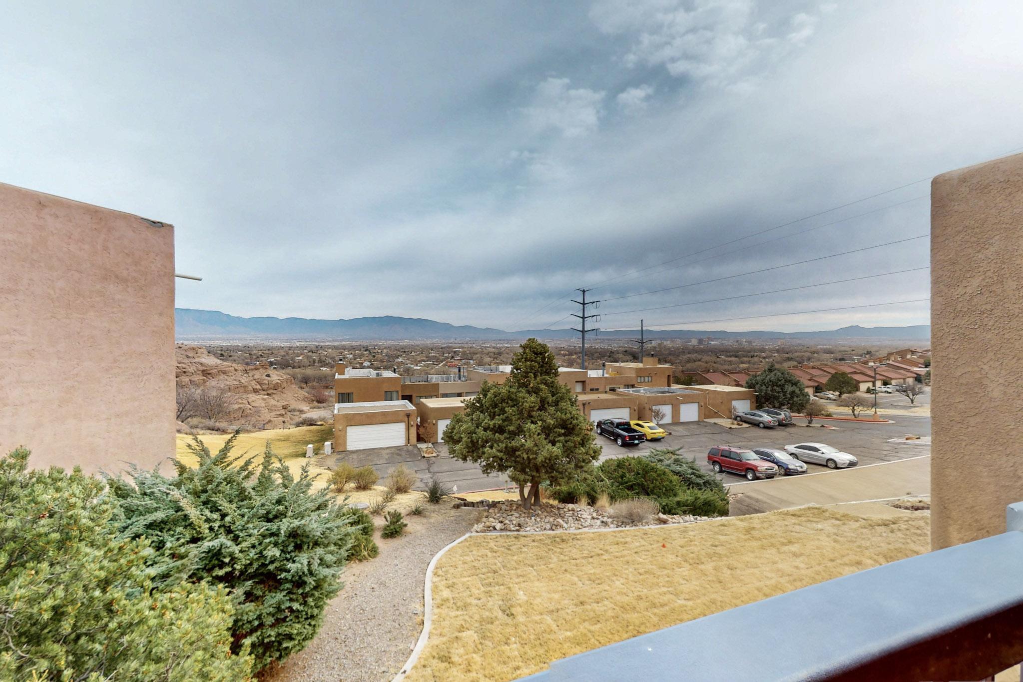 2700 Vista Grande Drive NW 32