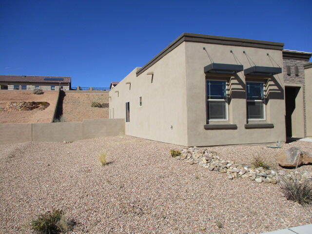 1955 CASTLE PEAK Loop NE