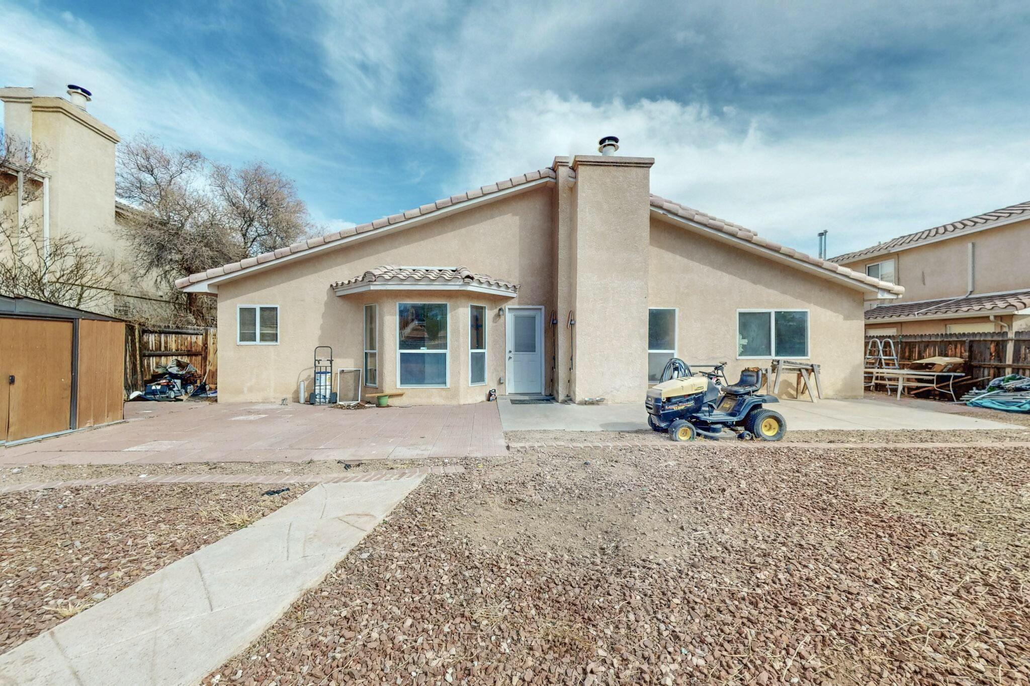 7739 RIDGEVIEW Drive NW