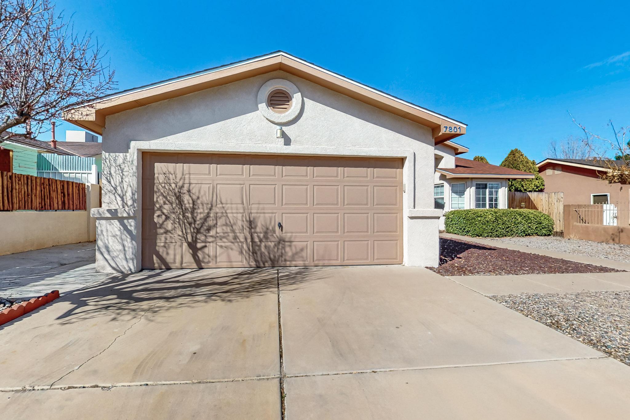 7801 AUTUMN CANYON Road SW