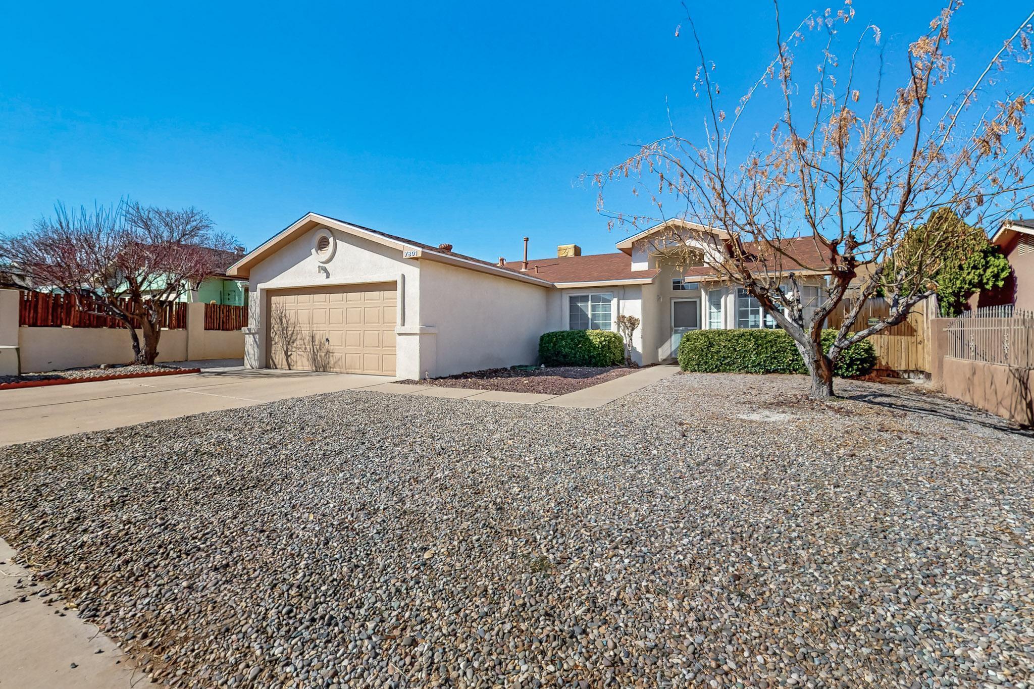 7801 AUTUMN CANYON Road SW