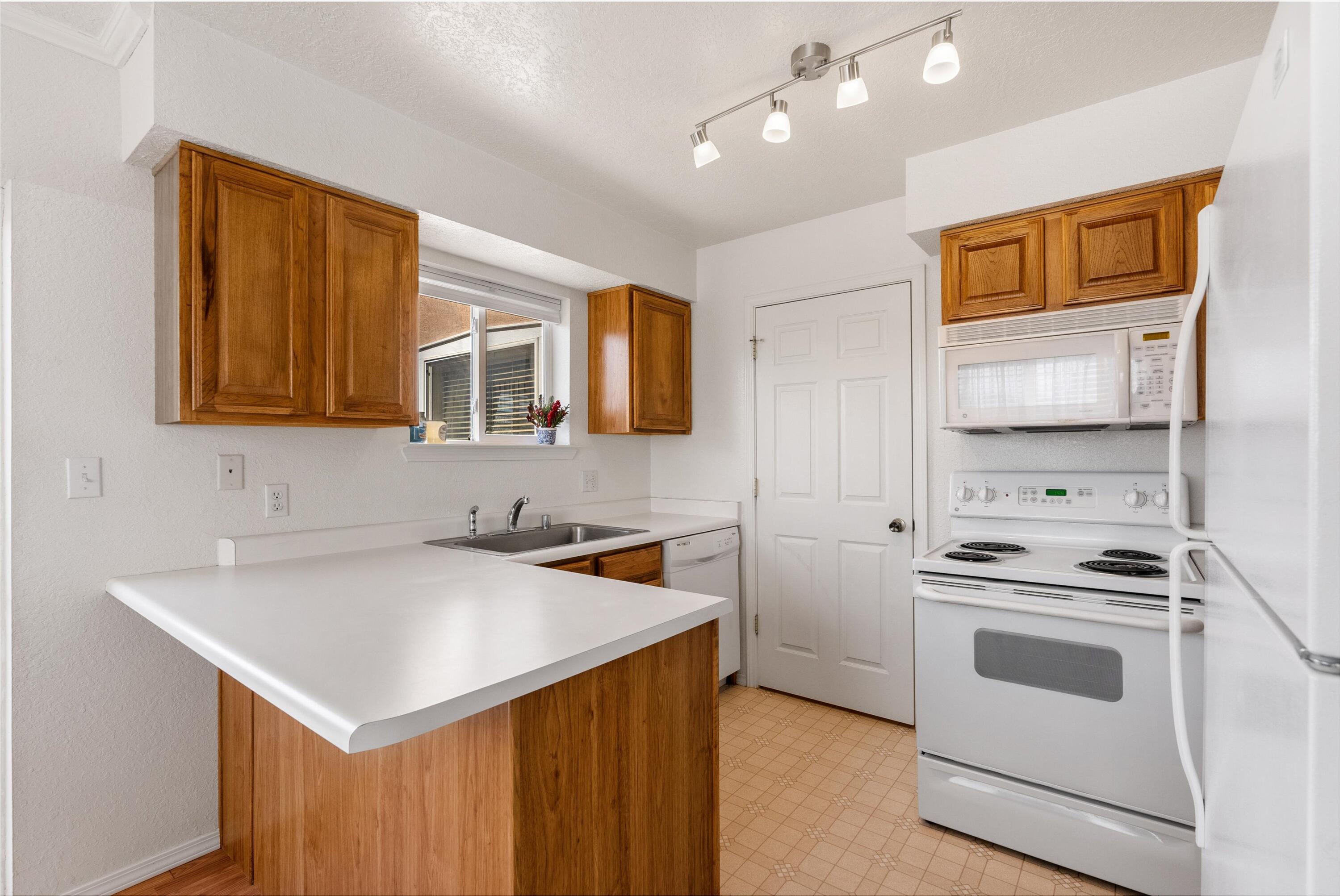 4701 MORRIS Street NE 2901