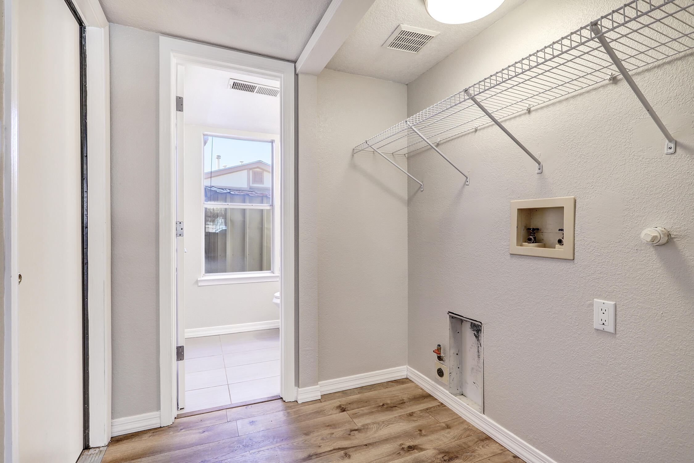 7115 PORTULACA Drive NW