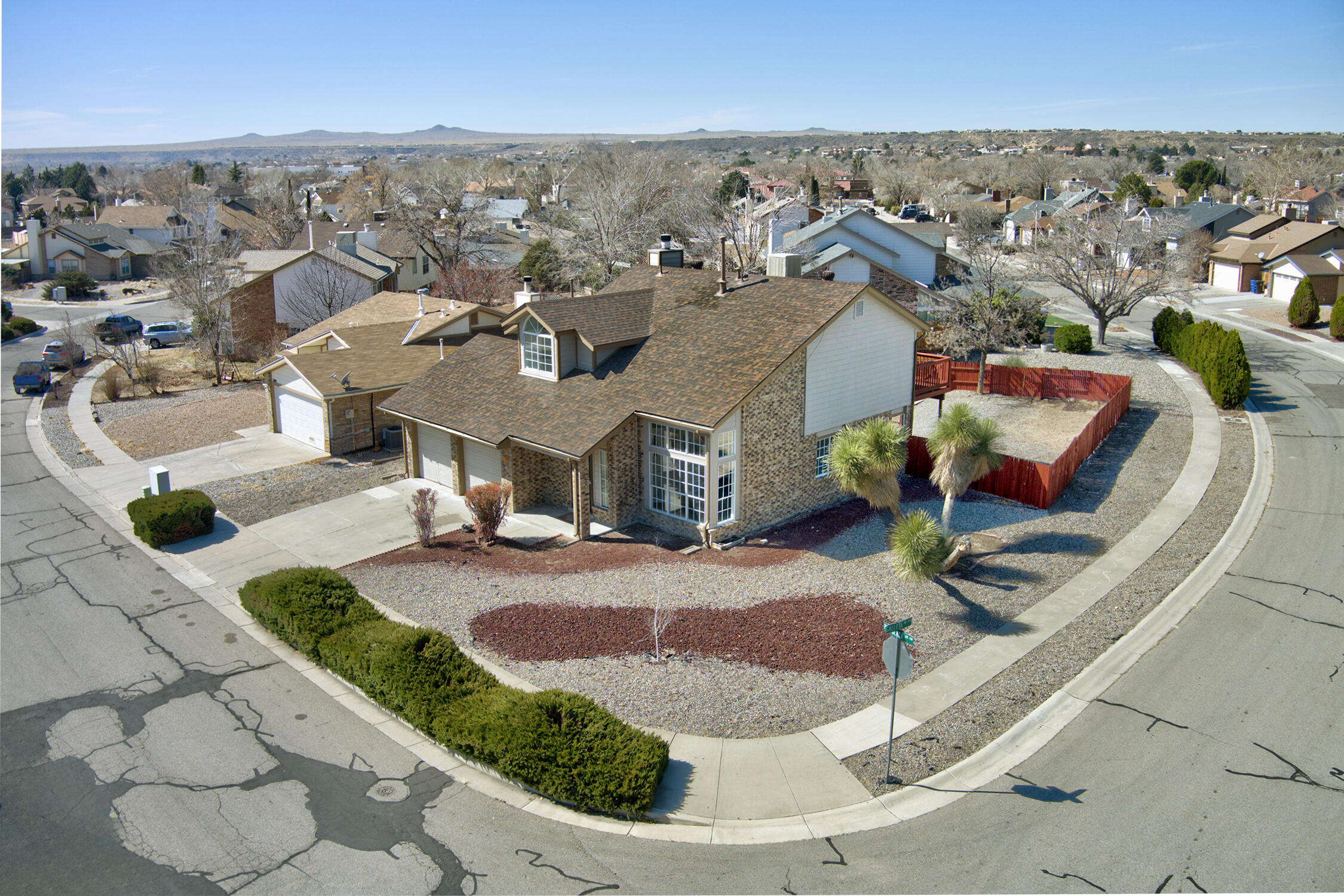 7115 PORTULACA Drive NW