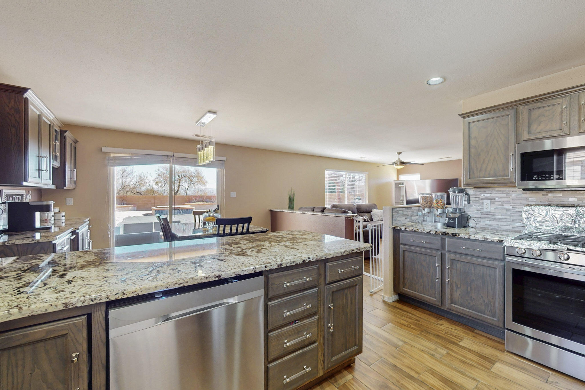 3212 YELLOW PINE Lane SW