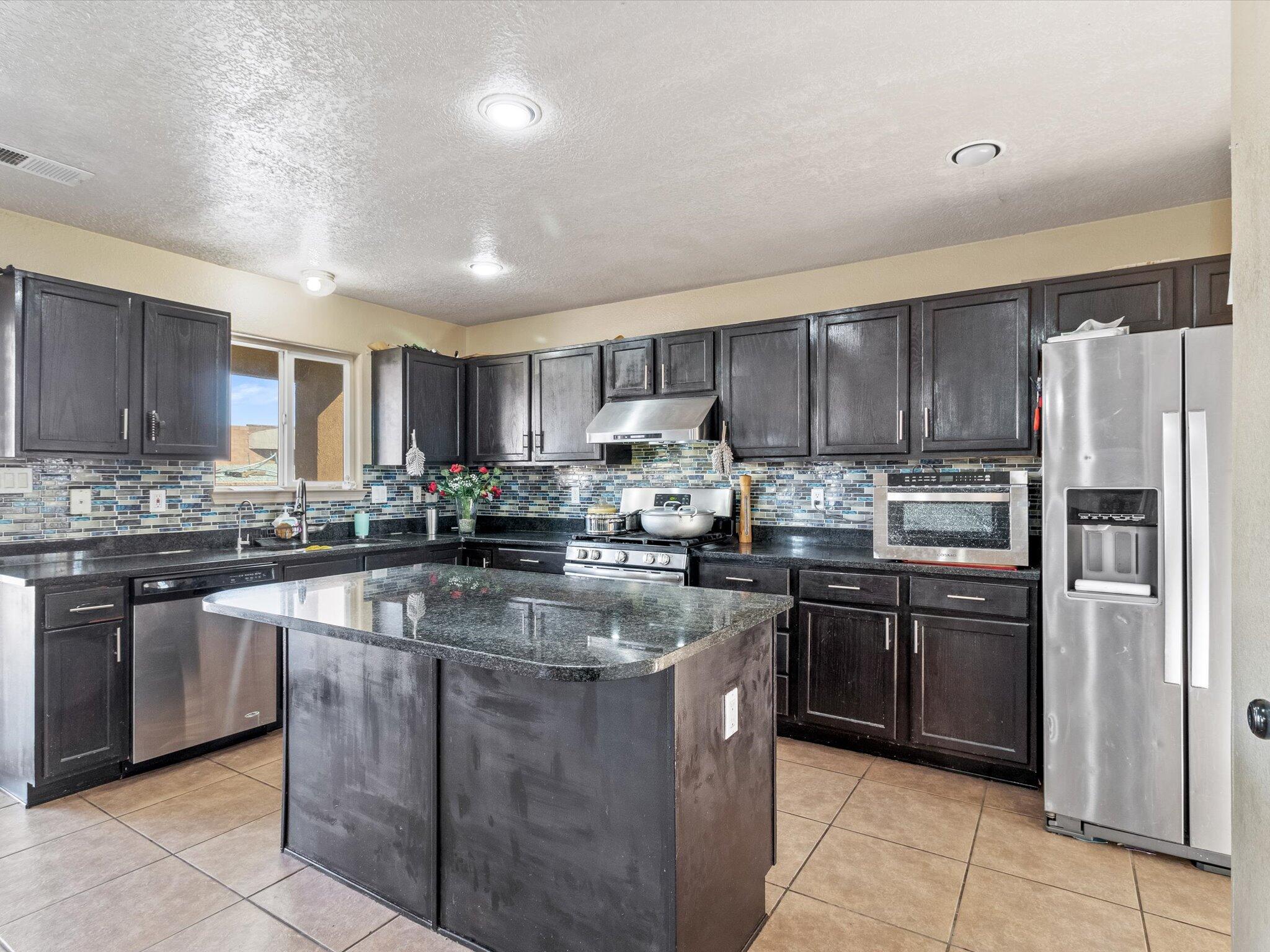 3908 OASIS SPRINGS Road NE