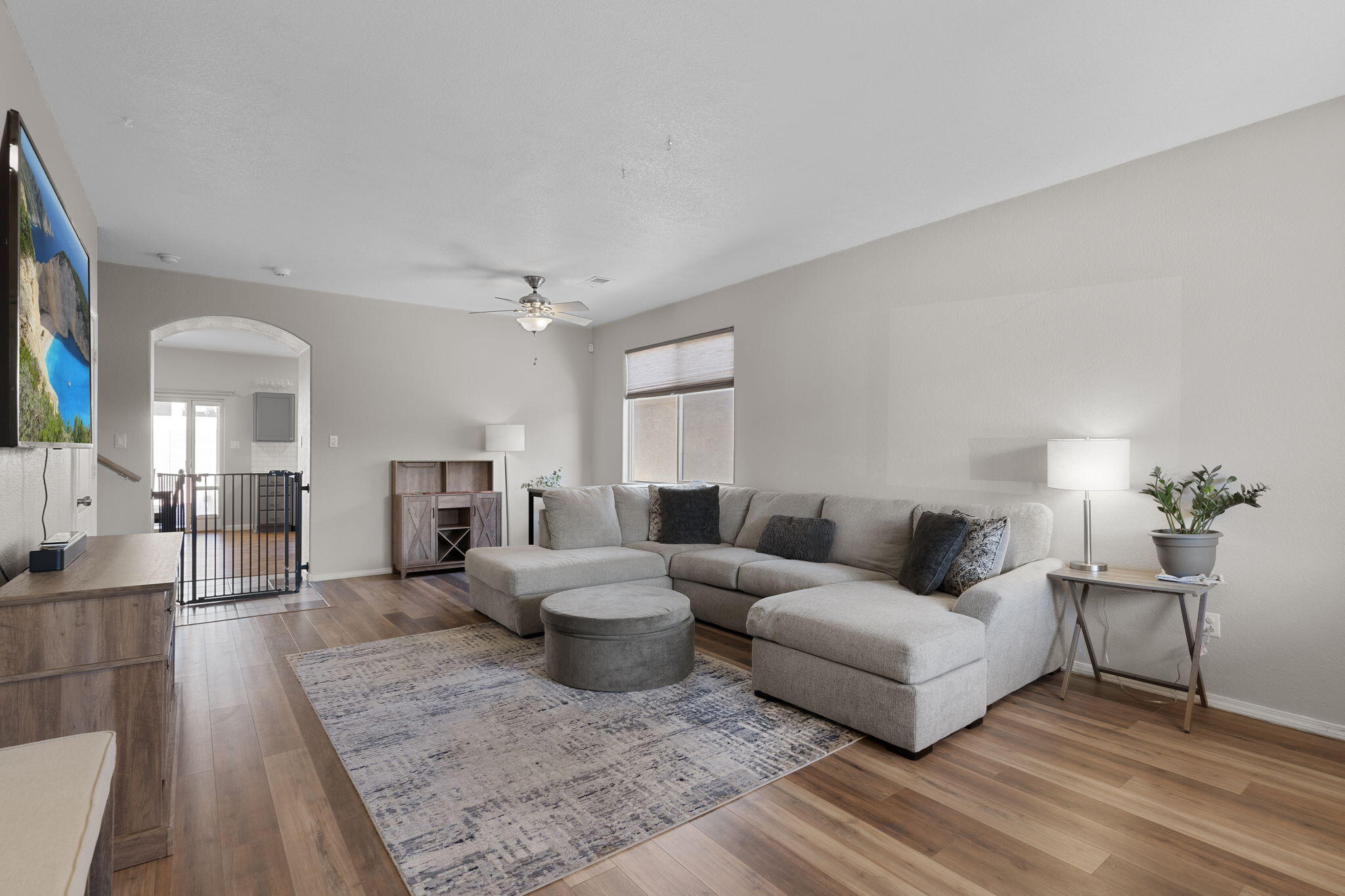 7805 ANGEL PEAK Road NW