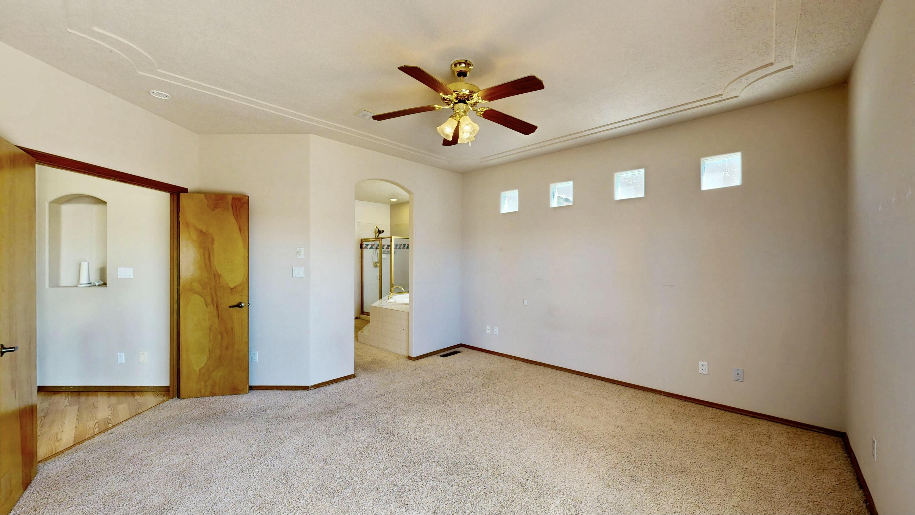 4404 RED TAIL COURT Court NW