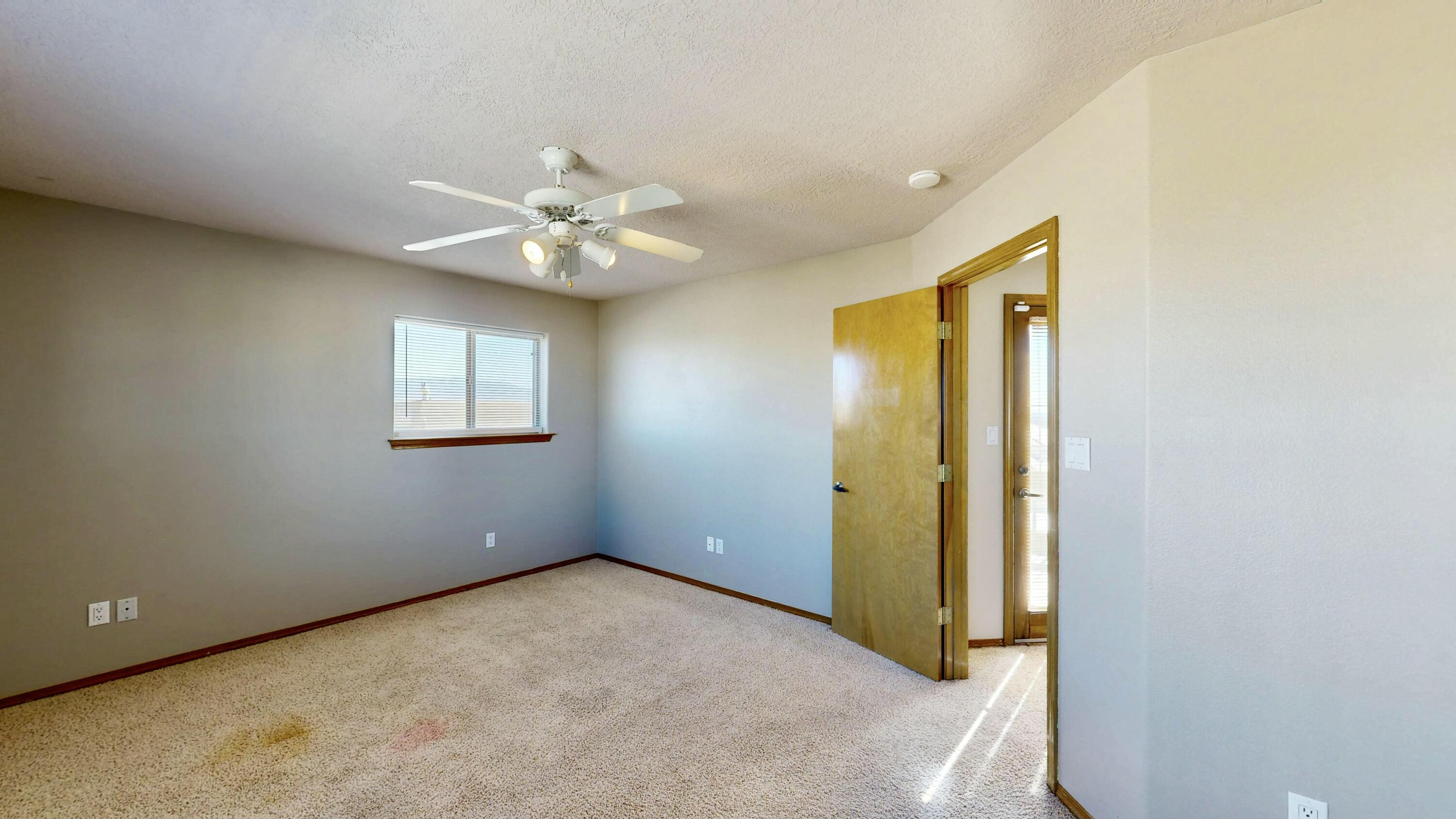 4404 RED TAIL COURT Court NW