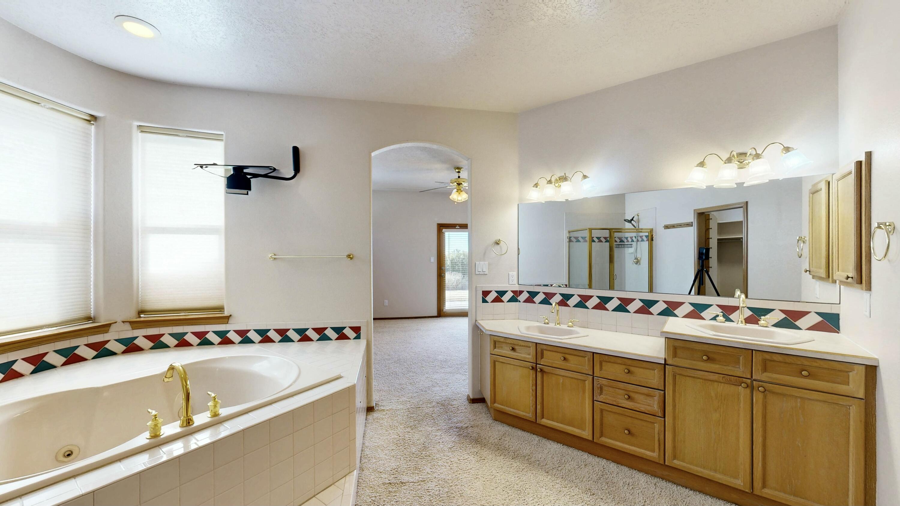 4404 RED TAIL COURT Court NW
