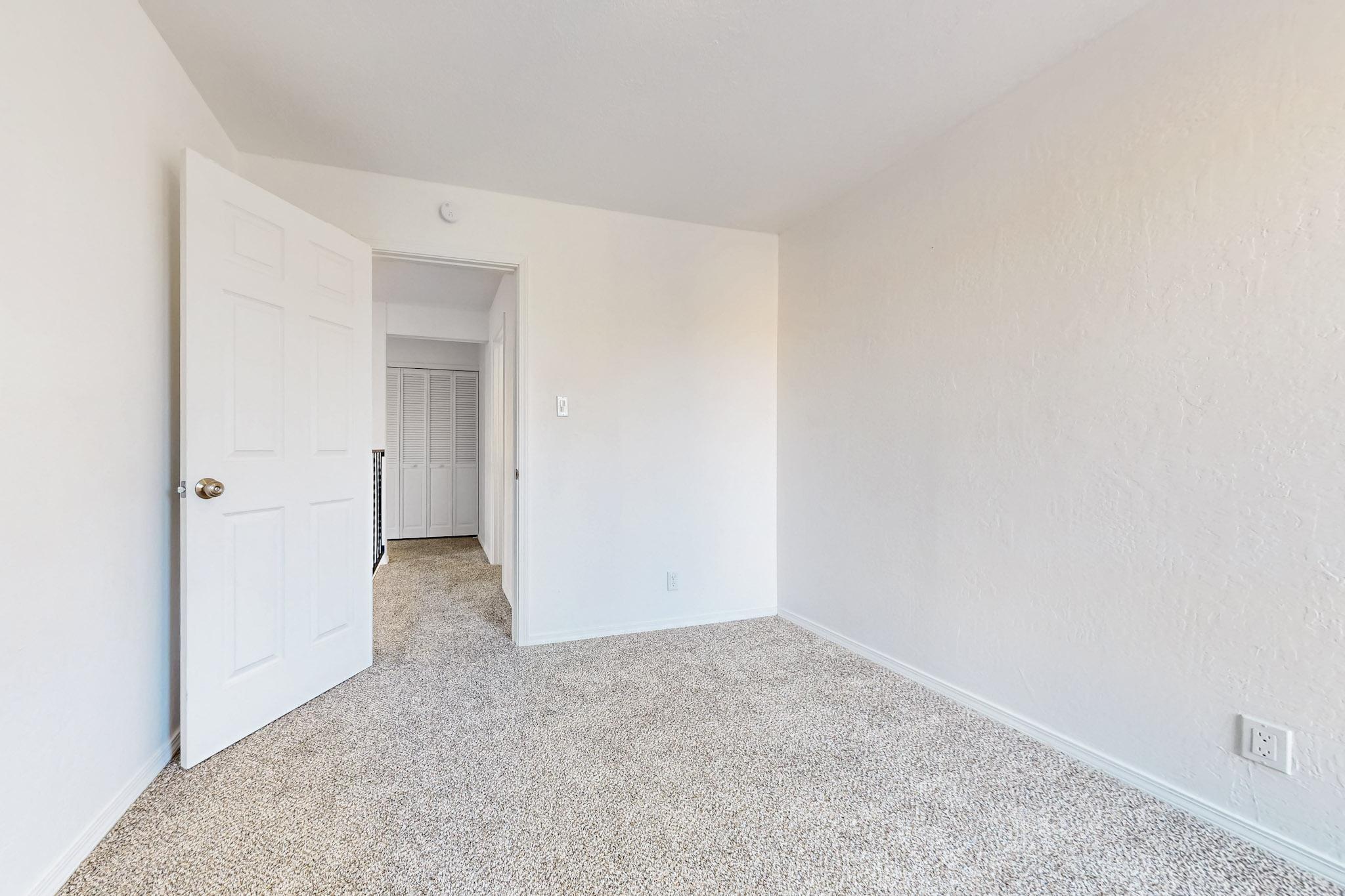 114 CALLE OLAS ALTOS NE