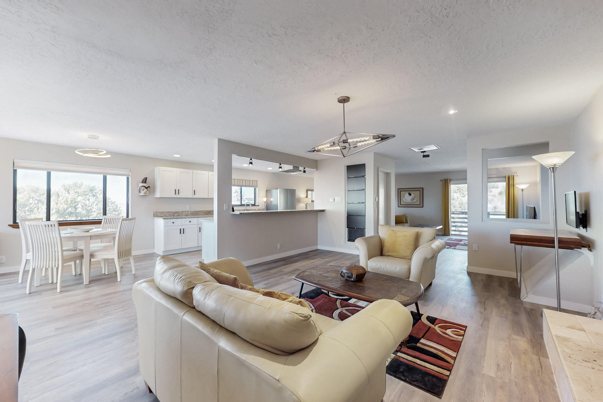 21 CEDAR HILL Road NE