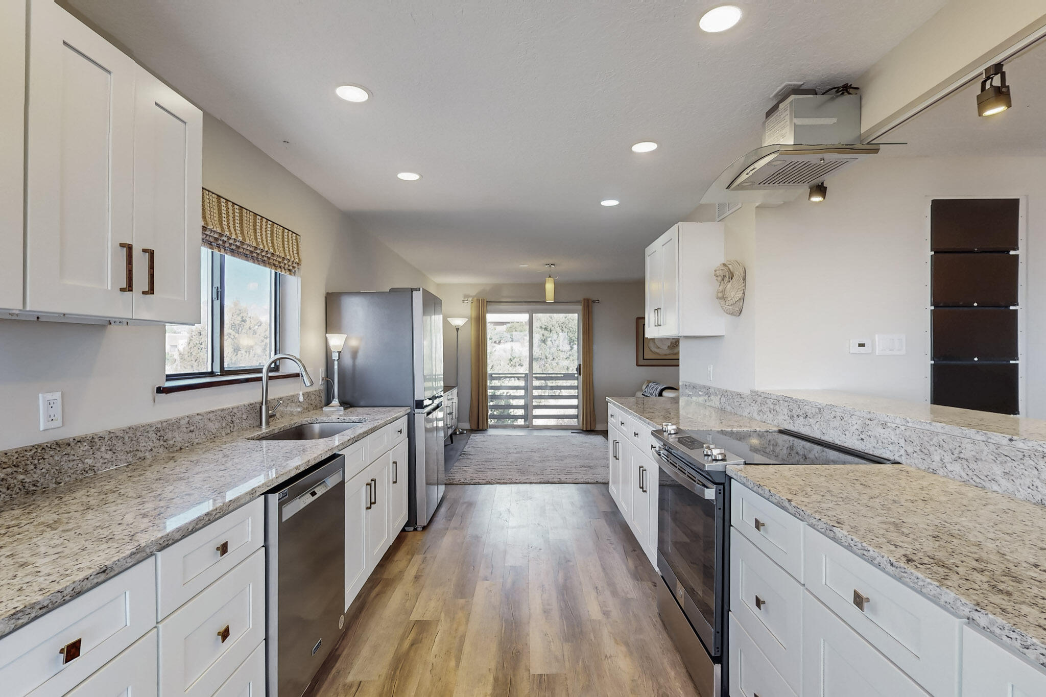 21 CEDAR HILL Road NE