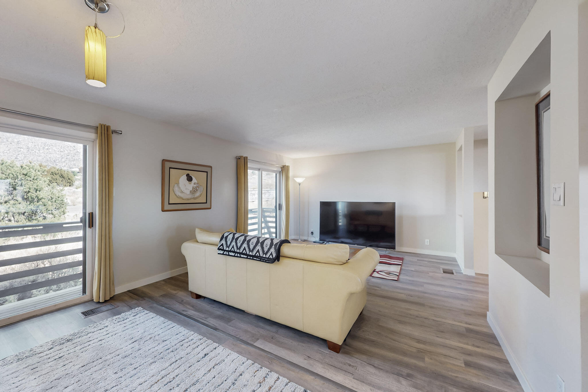 21 CEDAR HILL Road NE