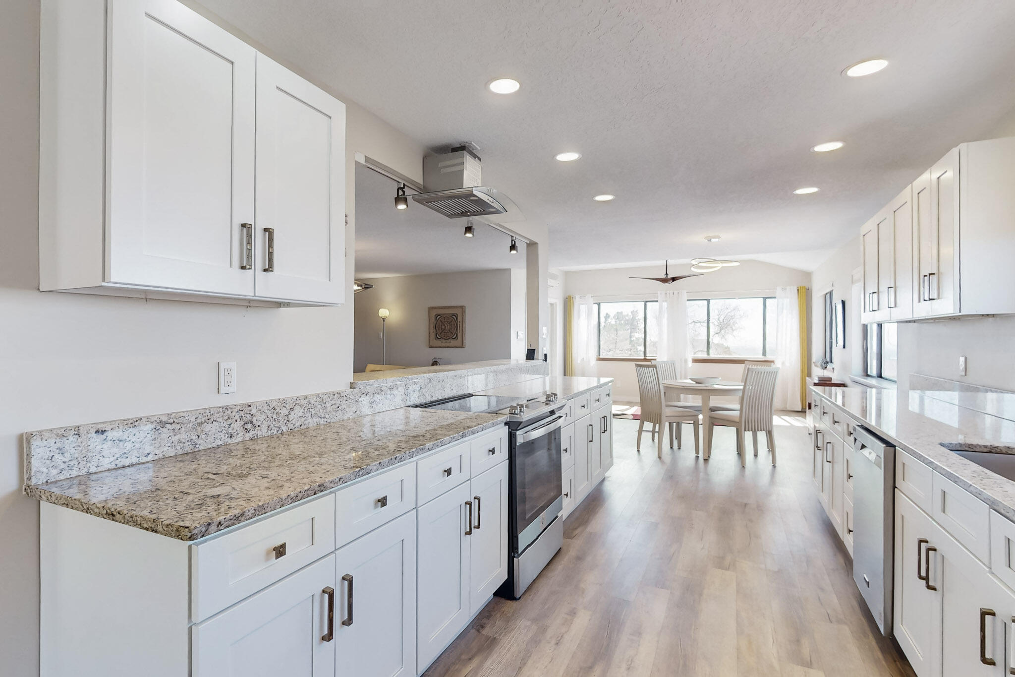 21 CEDAR HILL Road NE