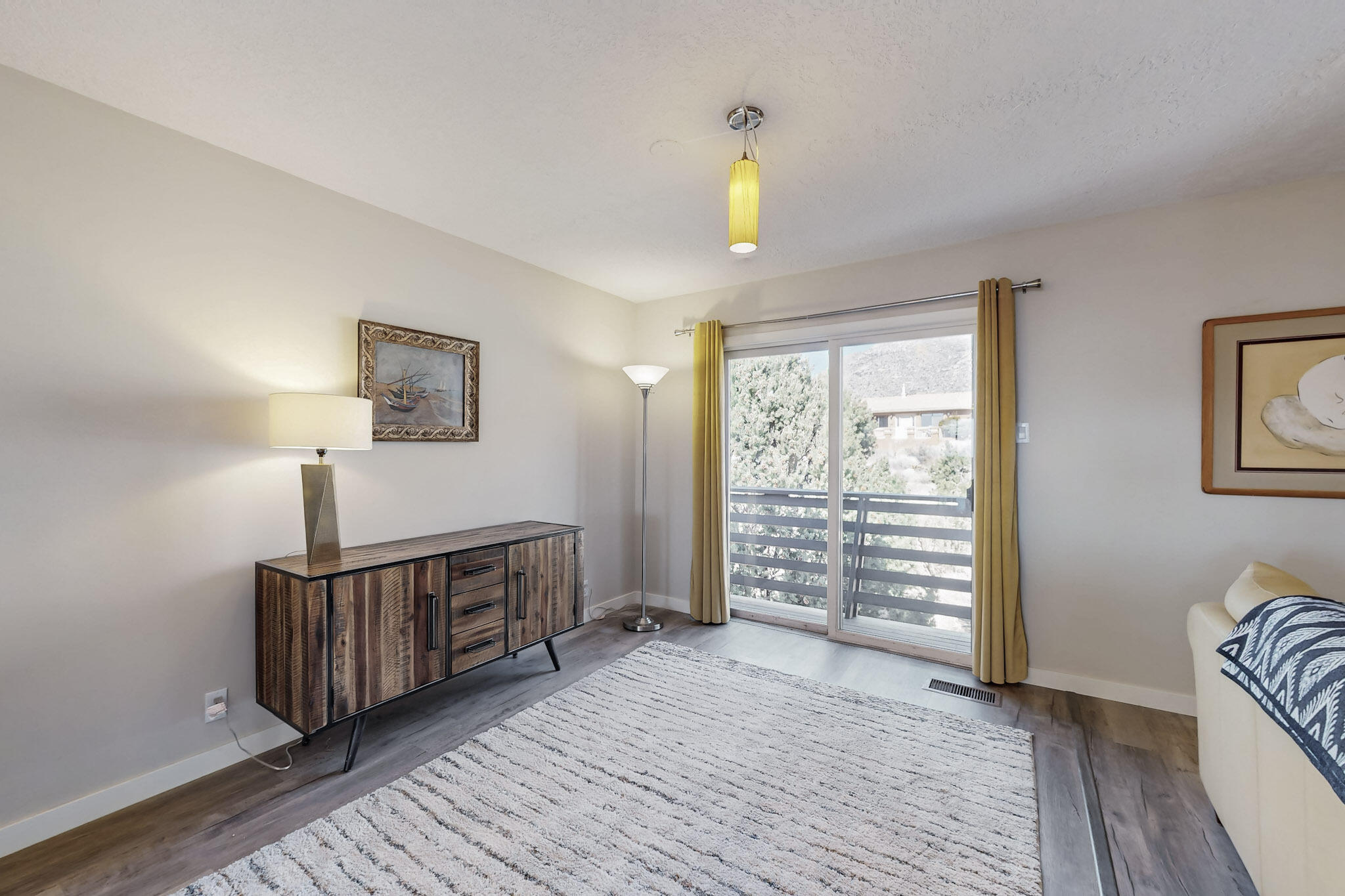 21 CEDAR HILL Road NE
