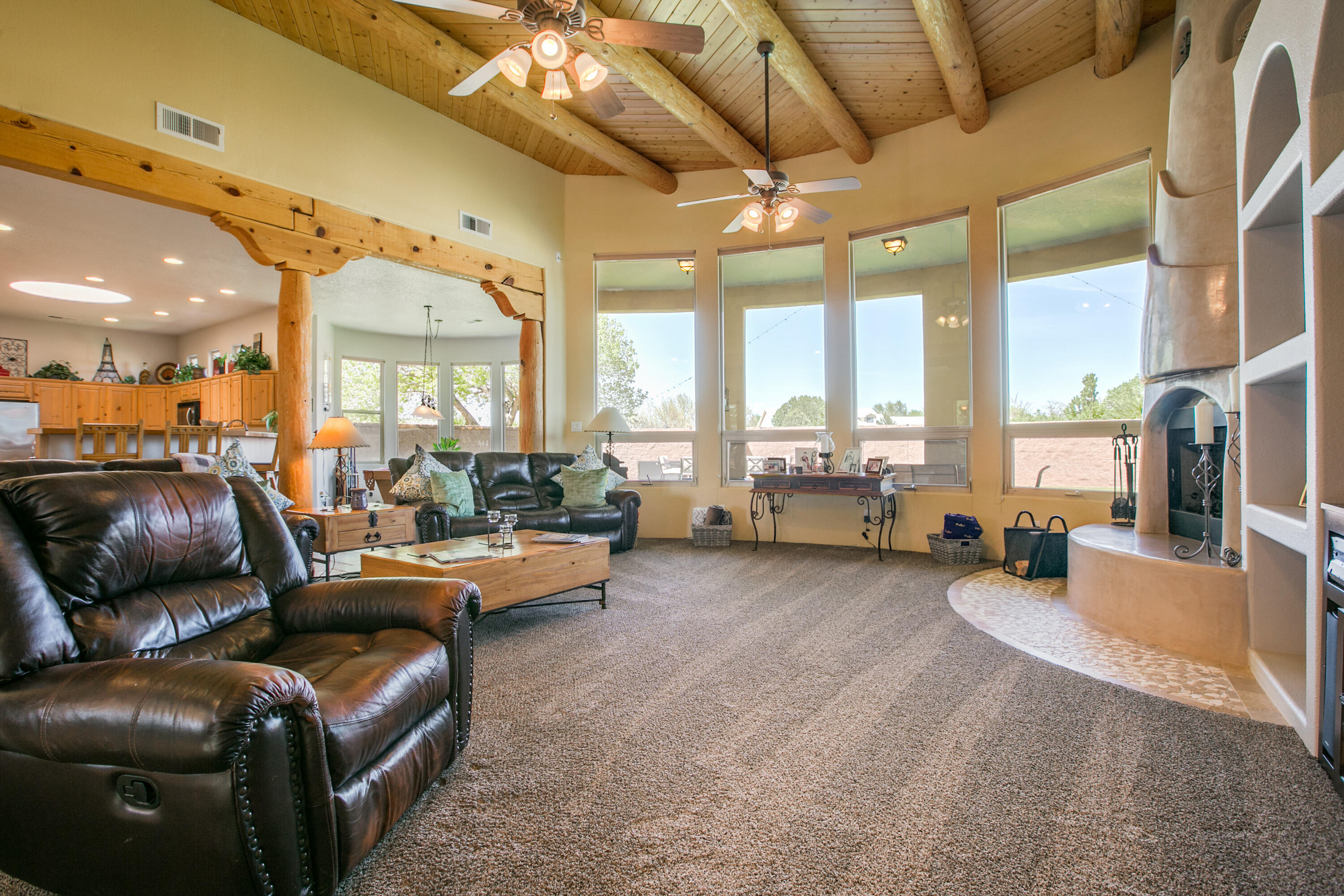 6908 ROBLE BLANCO Drive SW