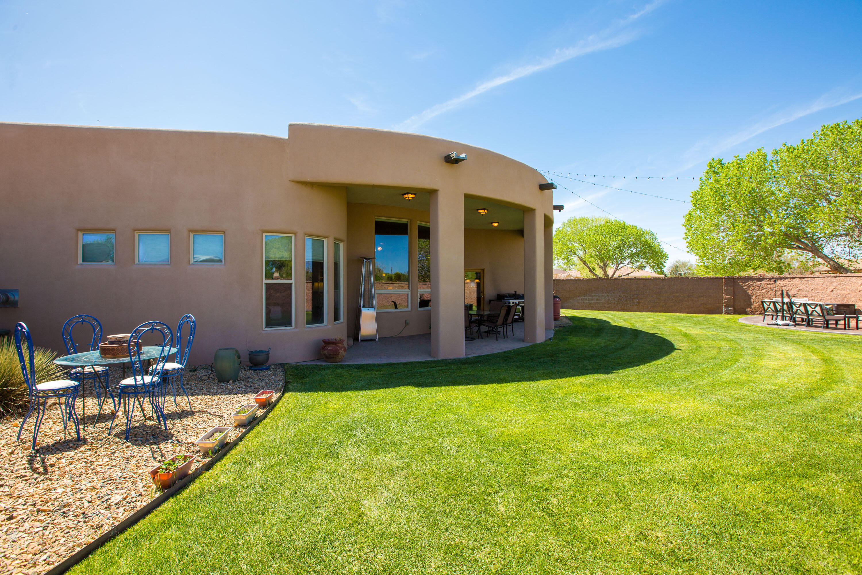 6908 ROBLE BLANCO Drive SW