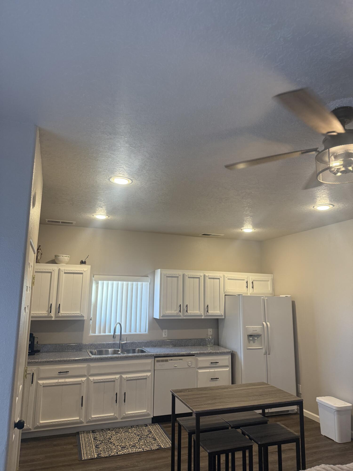 6908 ROBLE BLANCO Drive SW