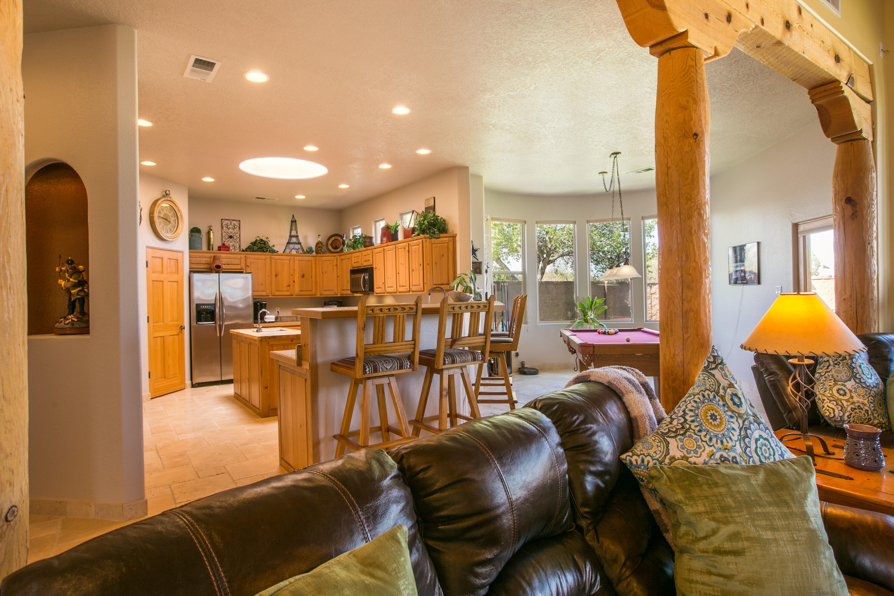 6908 ROBLE BLANCO Drive SW