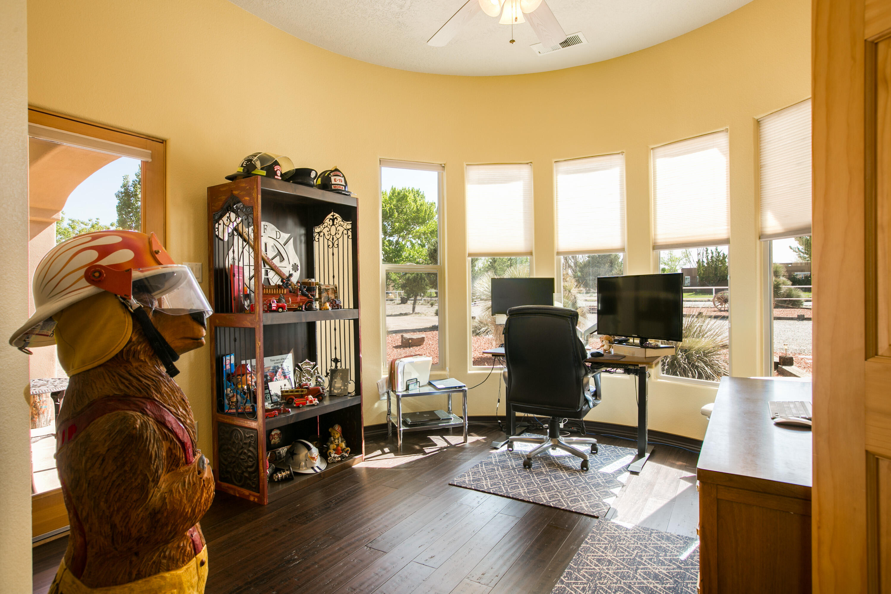 6908 ROBLE BLANCO Drive SW