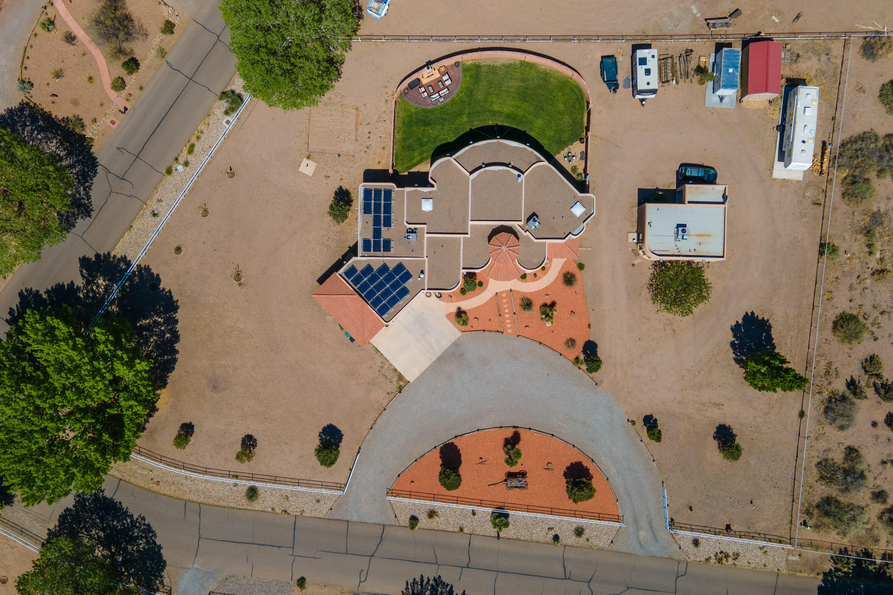 6908 ROBLE BLANCO Drive SW