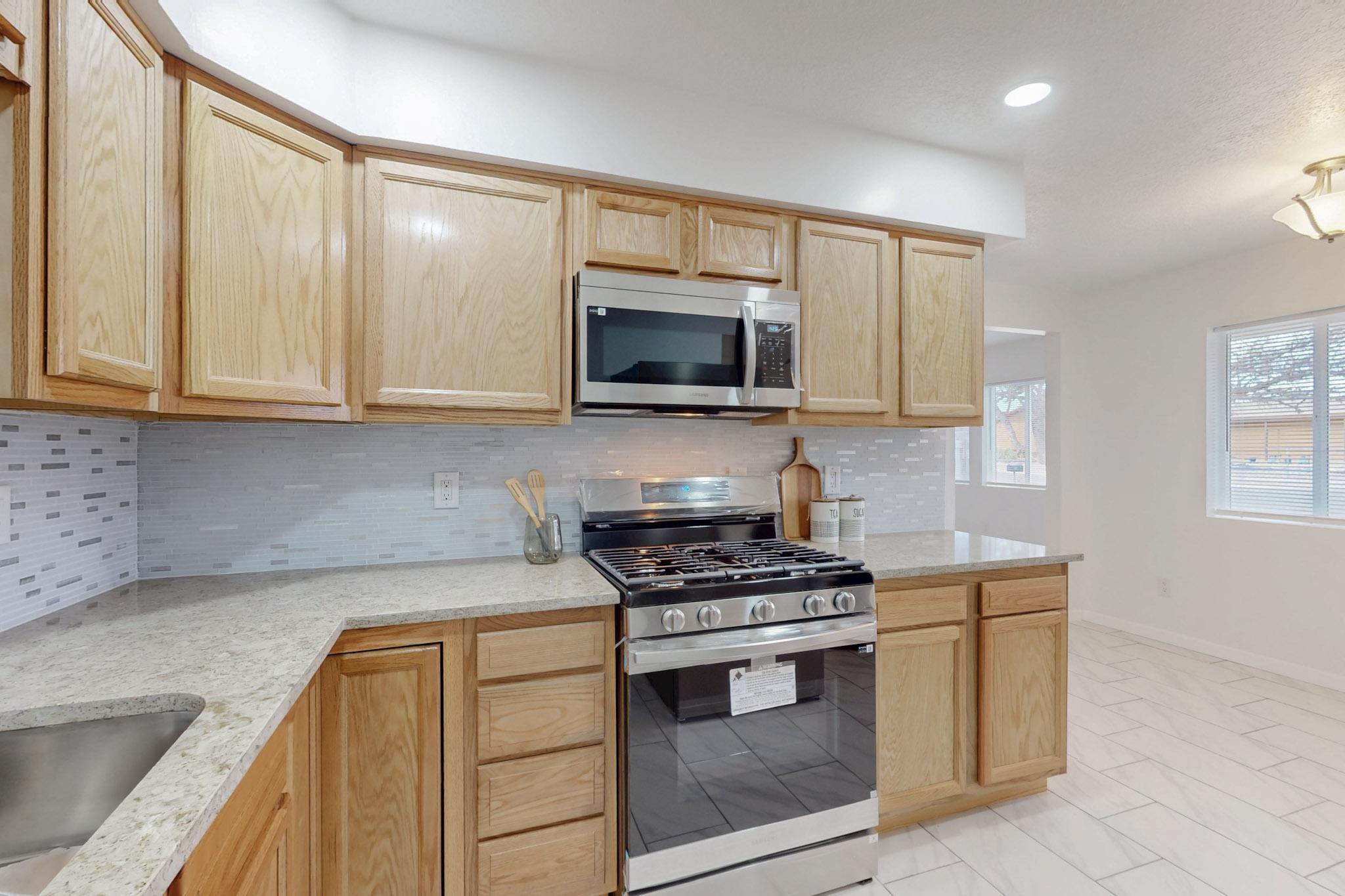 402 Calle Del Sol