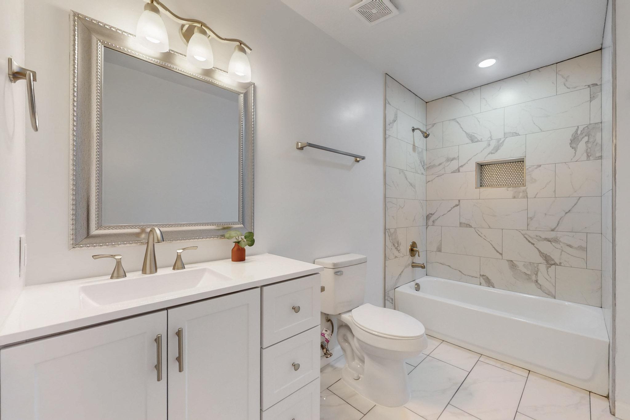 402 Calle Del Sol