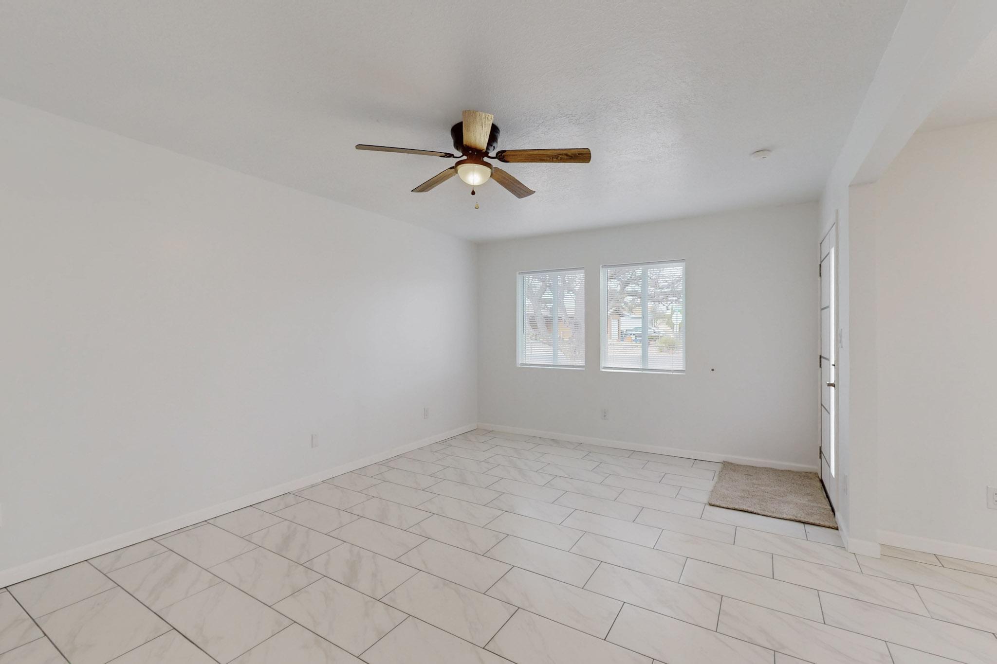 402 Calle Del Sol