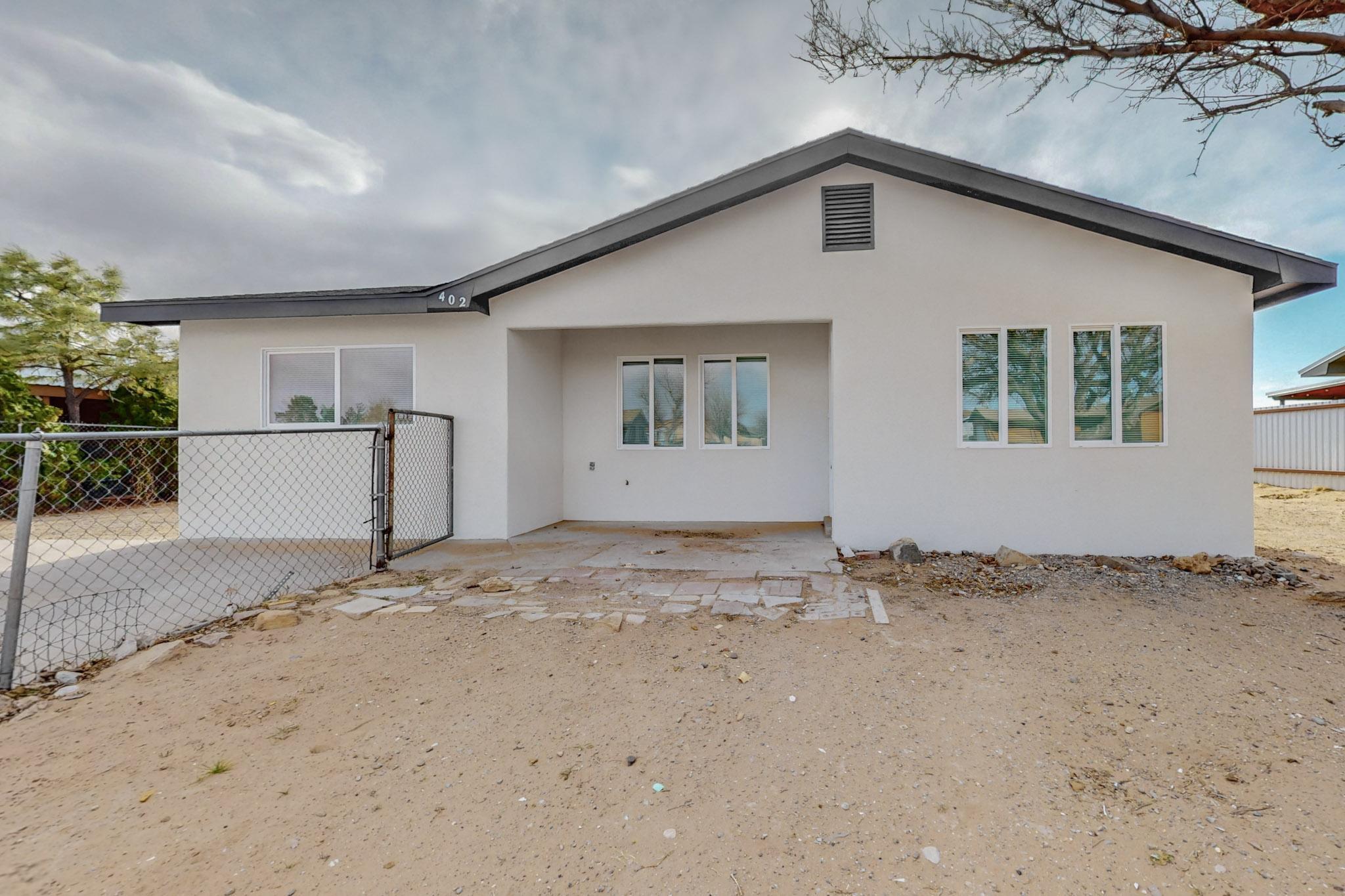 402 Calle Del Sol